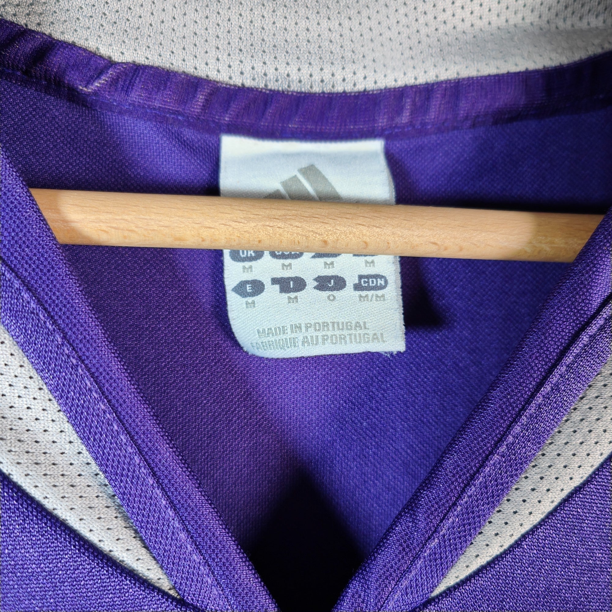 2004 - 05 Real Madrid GK Shirt Casillas 1 (M) - Eternal Pitch