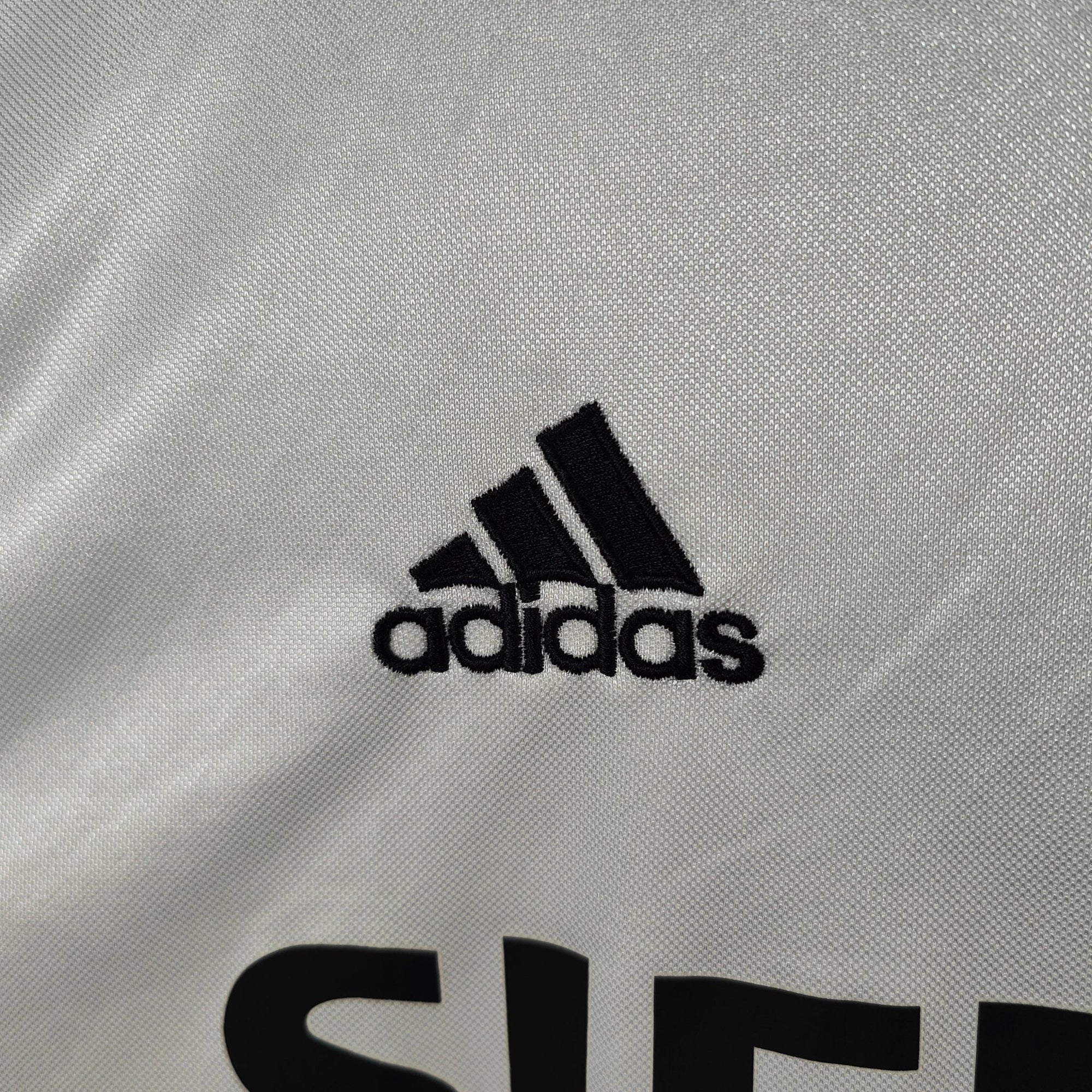 2004 - 05 Real Madrid Home Shirt Zidane 5 - 8.5/10 - (XL) - Eternal Pitch