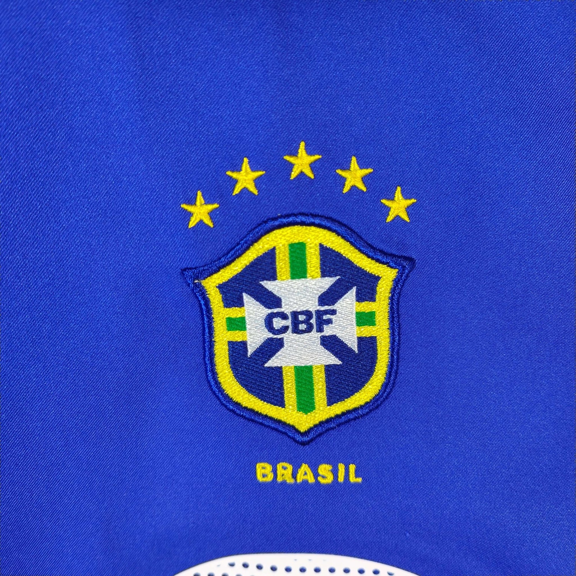 2004 - 06 Brazil Away Shirt Ronaldinho 10 - 8/10 - (L) - Eternal Pitch