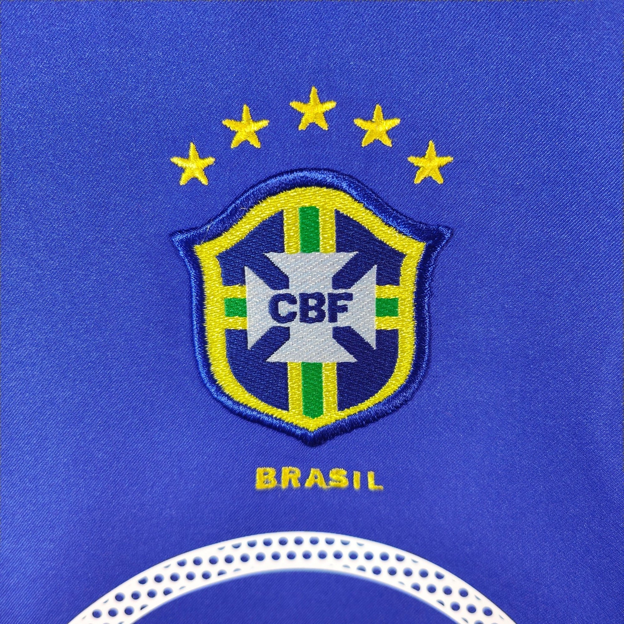 2004 - 06 Brazil Away Shirt Ronaldinho 10 - 8.5/10 - (M) - Eternal Pitch