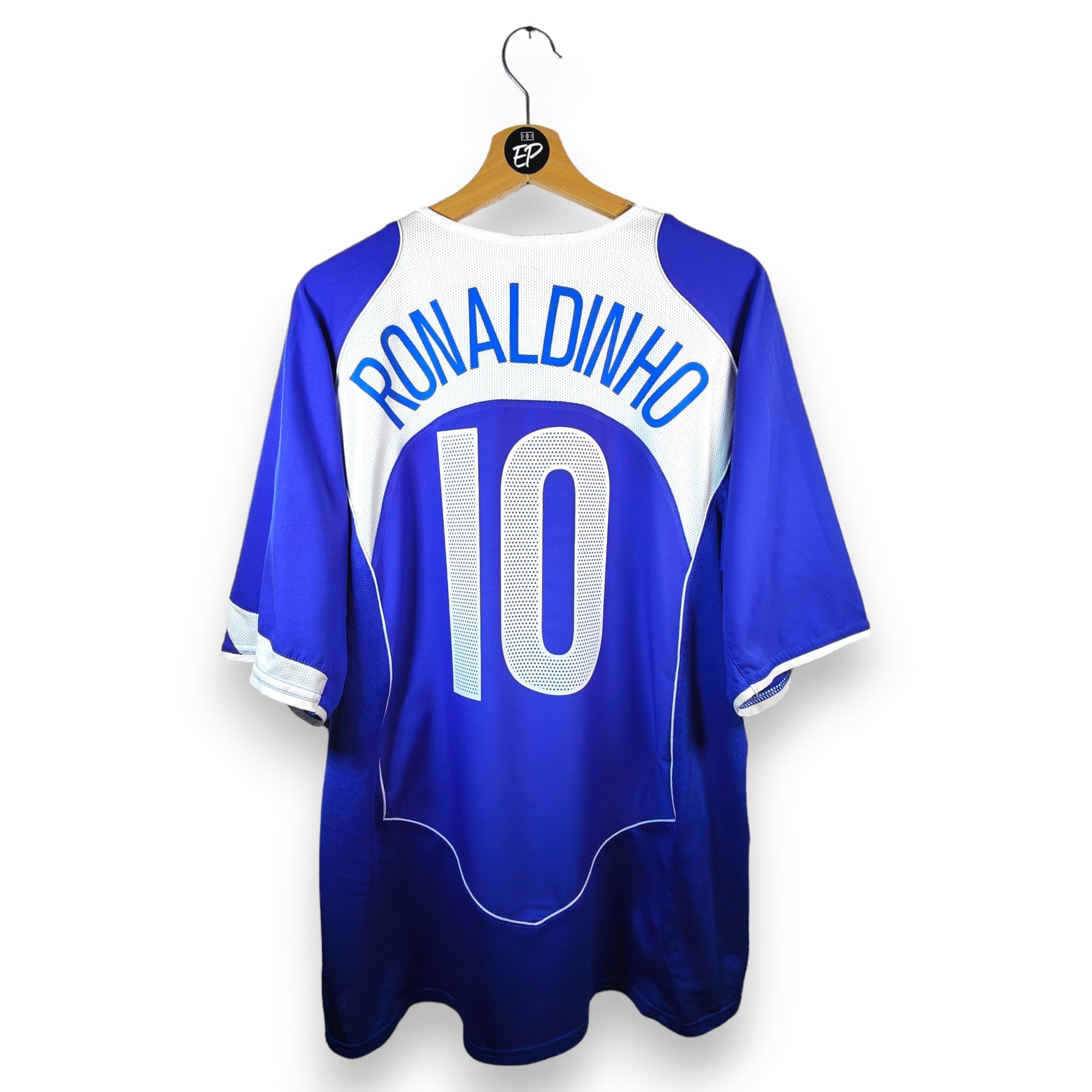 2004 - 06 Brazil Away Shirt Ronaldinho 10 (XL) - Eternal Pitch