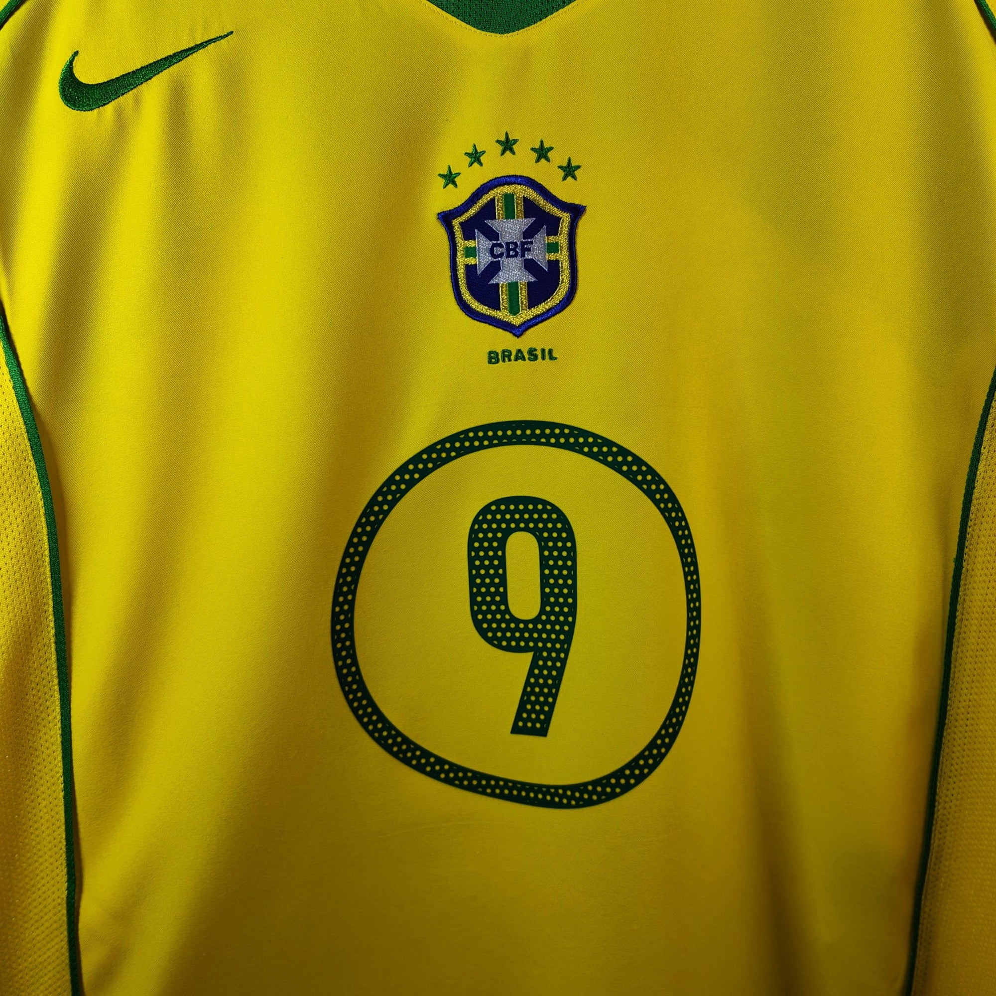 2004 - 06 Brazil Home Shirt Ronaldo 9 (M) - Eternal Pitch