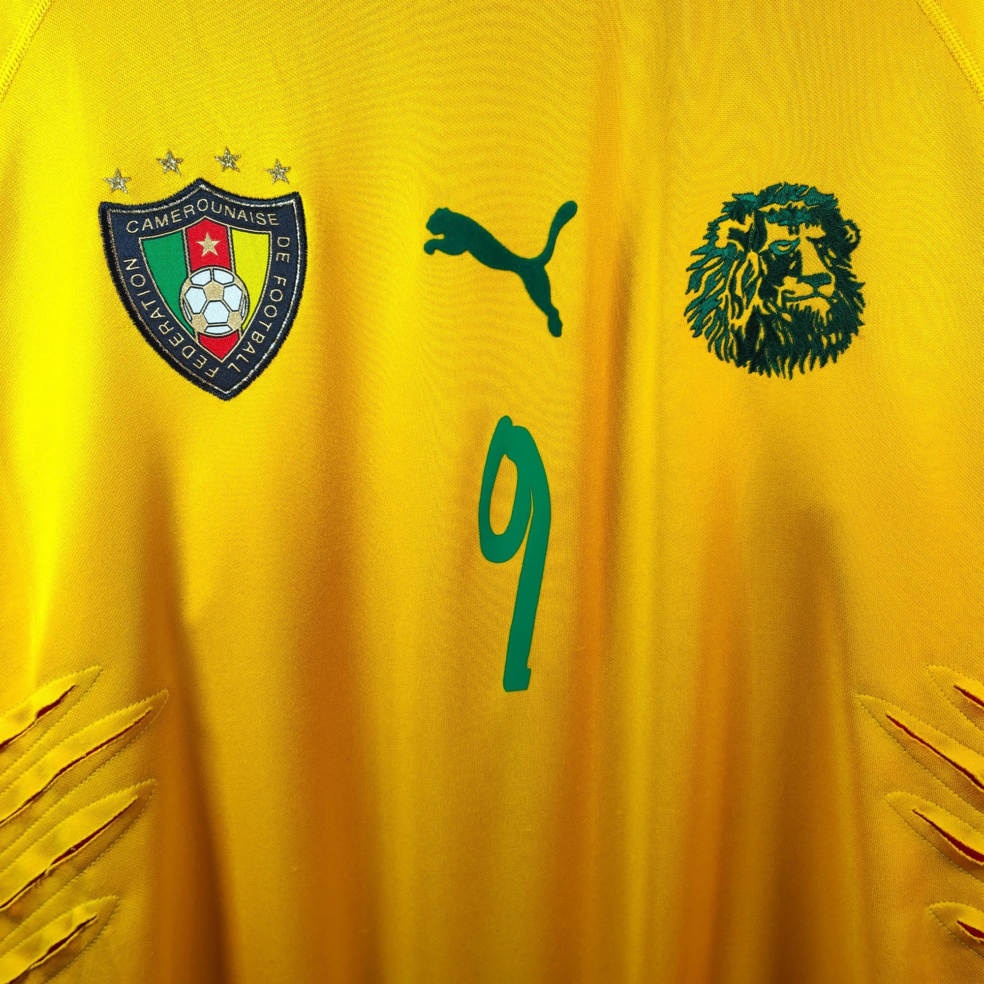 2004 - 06 Cameroon Away Shirt Eto'o 9 - 9/10 - (L) - Eternal Pitch
