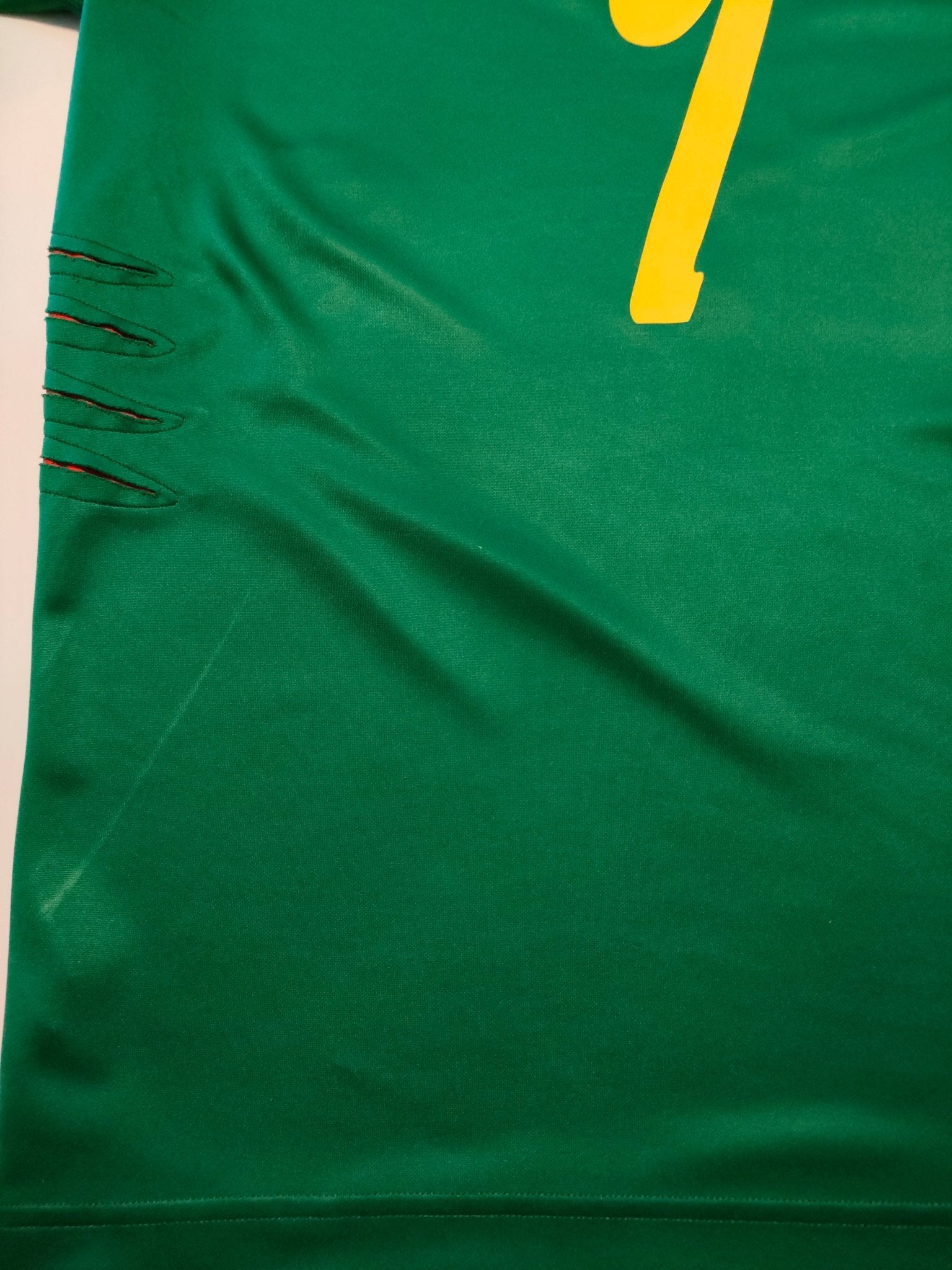 2004 - 06 Cameroon Home Shirt Eto&#39;o 9 - 7.5/10 - (L) - Eternal Pitch