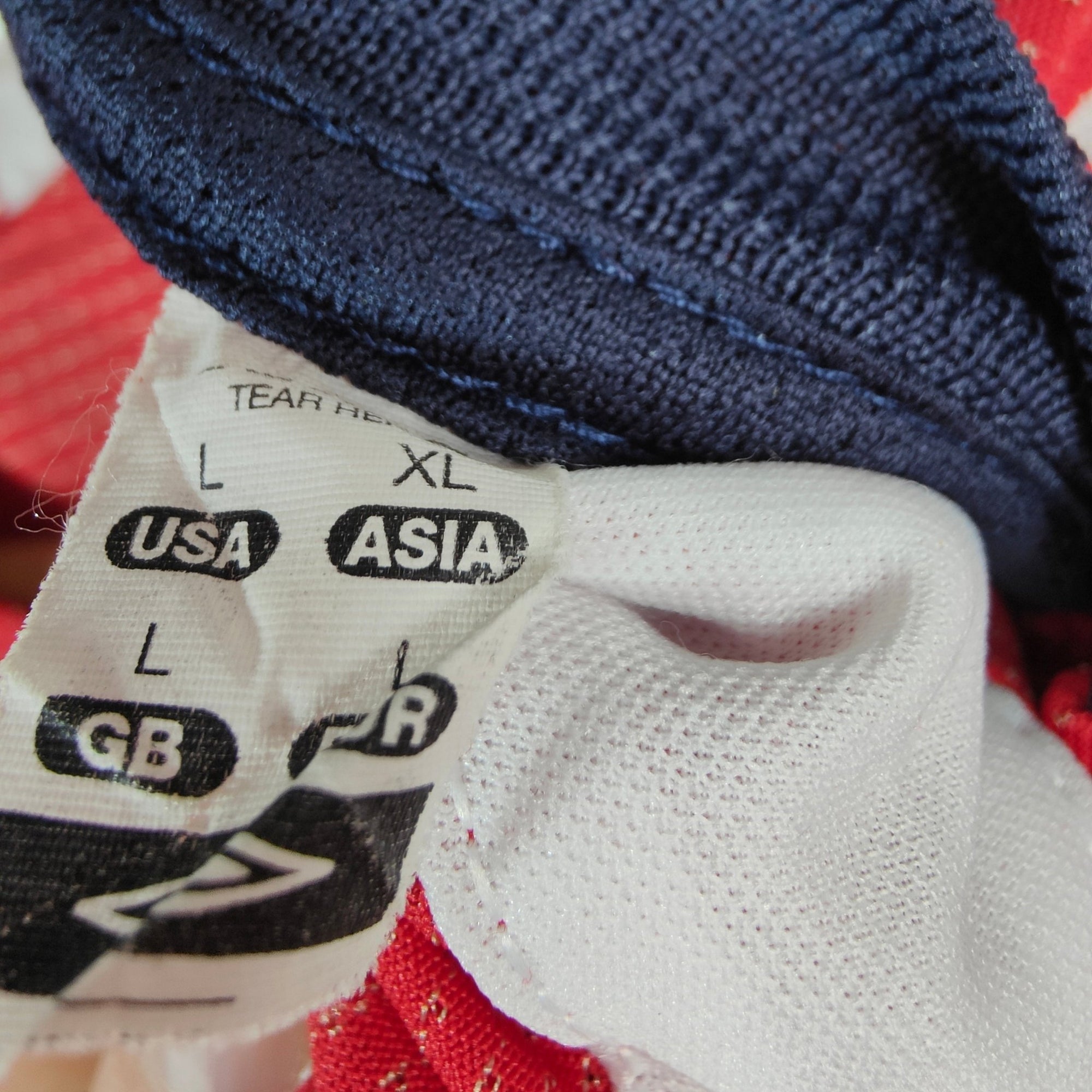 2004 - 06 England Away Shirt Beckham 7 - 9/10 - (L) - Eternal Pitch