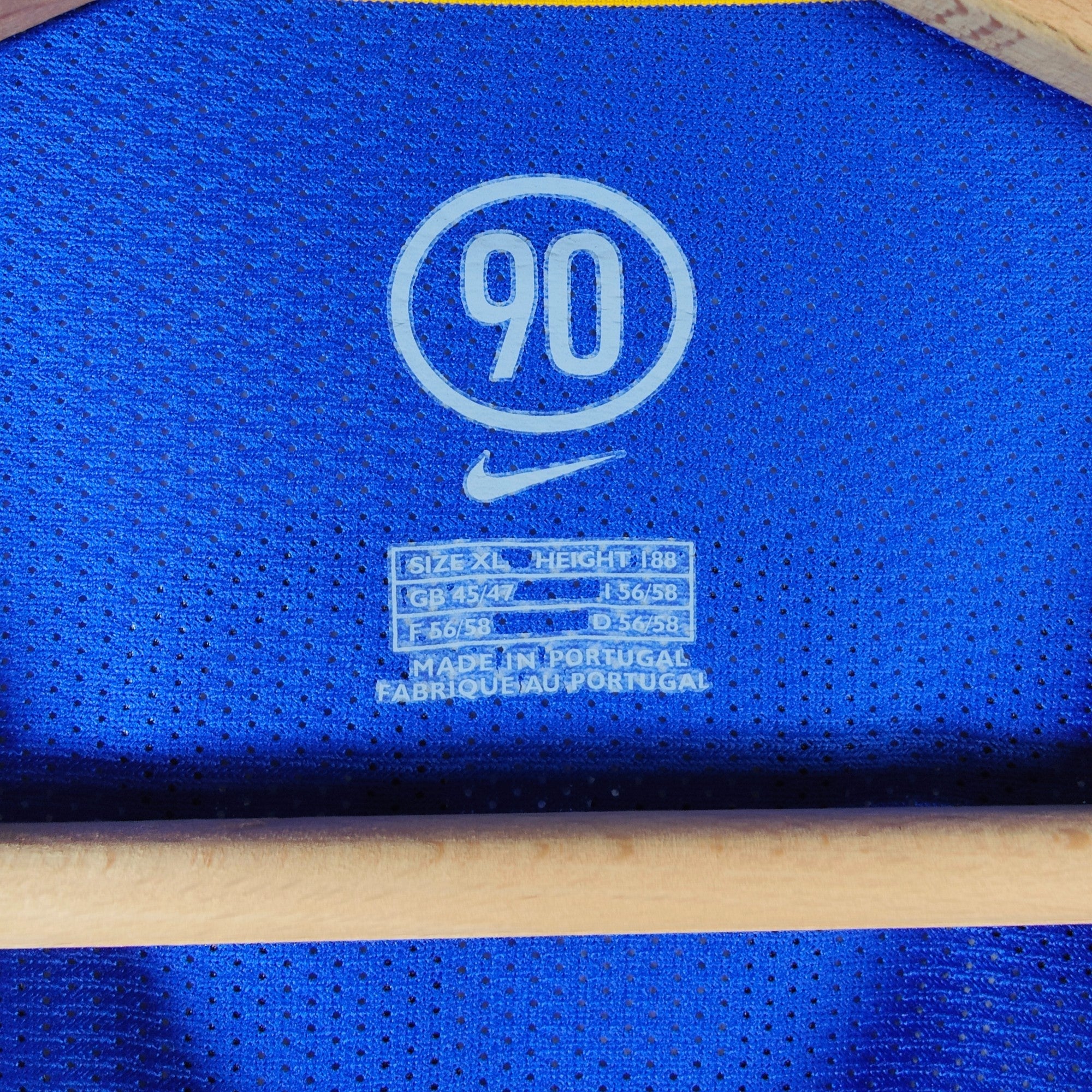 2004 - 06 FC Basel Home Shirt Chipperfield 11 (XL) - Eternal Pitch