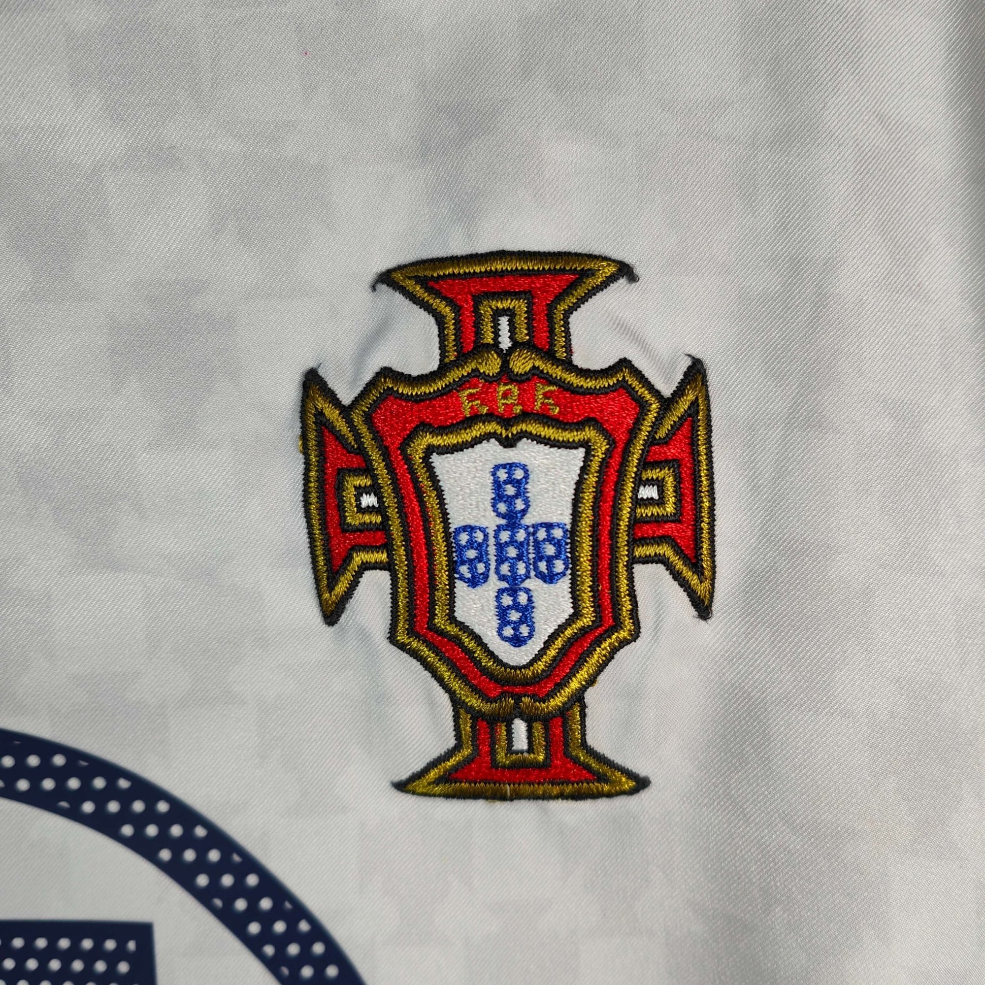 2004 - 06 Portugal Away Shirt Ronaldo 17 - 9.5/10 - (S) - Eternal Pitch