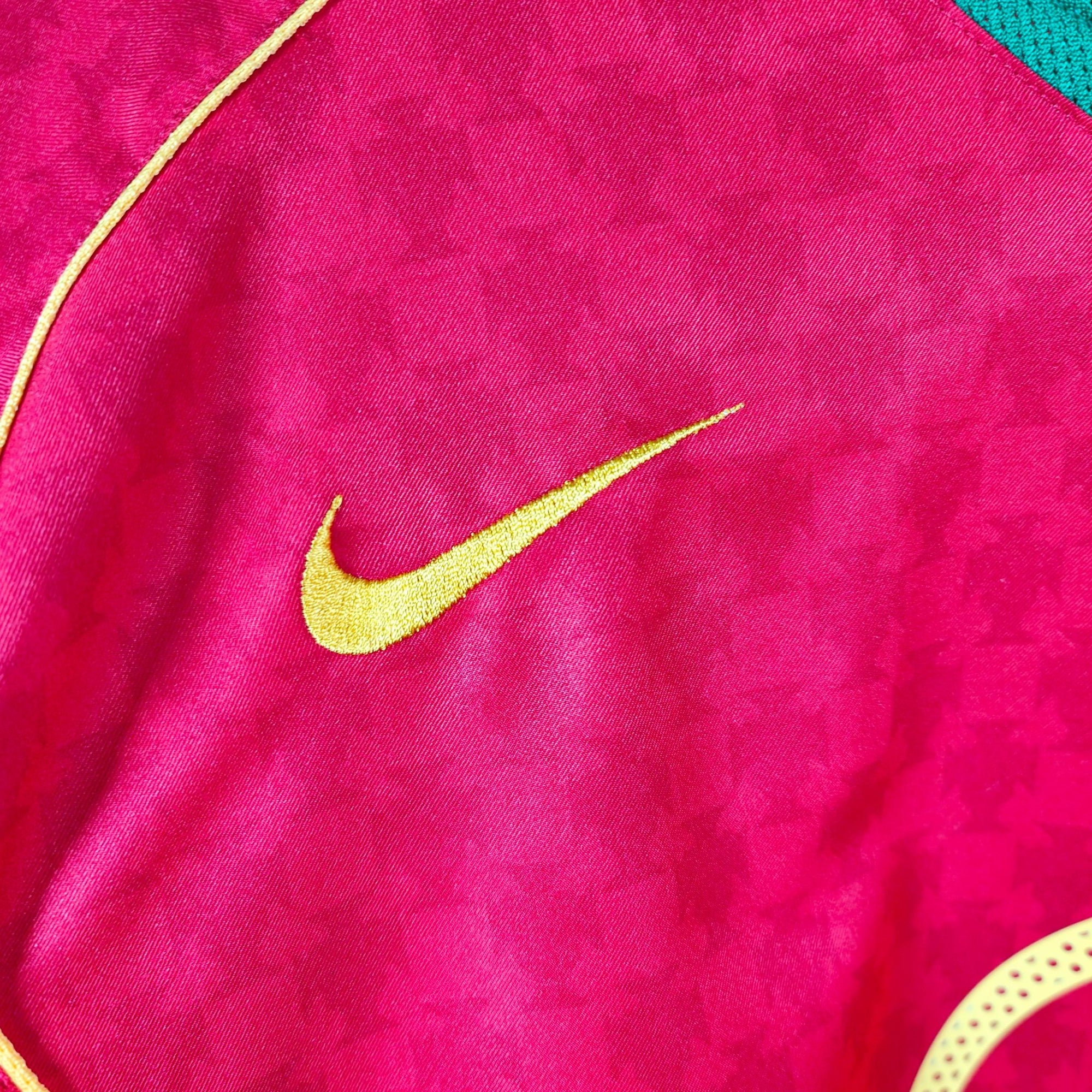 2004 - 06 Portugal Home Shirt Figo 7 - 9.5/10 - (XL) - Eternal Pitch