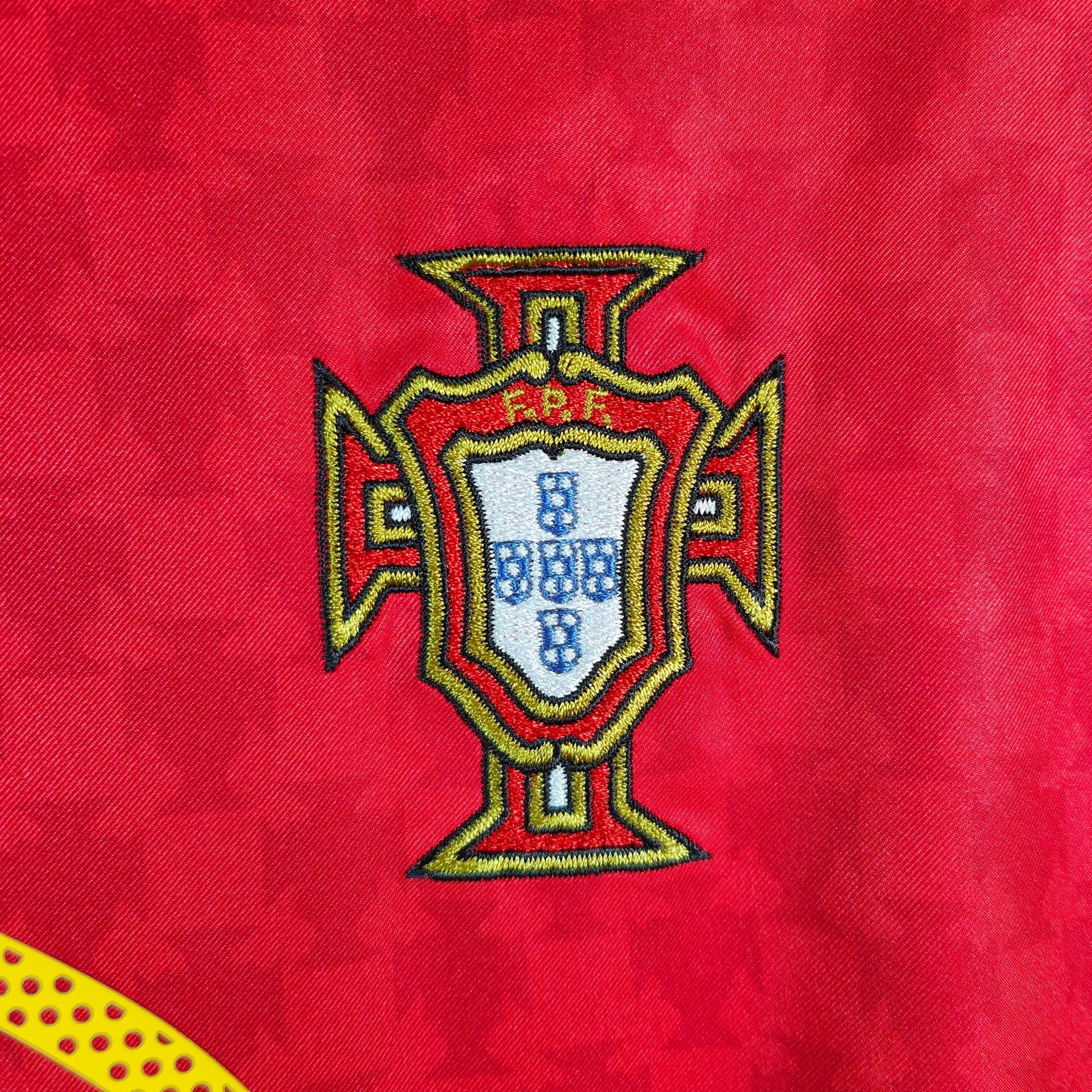 2004 - 06 Portugal Home Shirt Pauleta 9 - 9/10 - (L) - Eternal Pitch