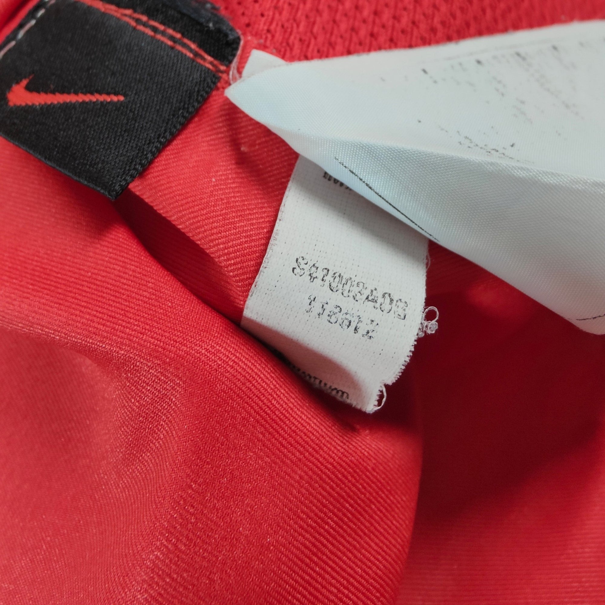 2004 - 06 Portugal Home Shirt Pauleta 9 - 9/10 - (L) - Eternal Pitch