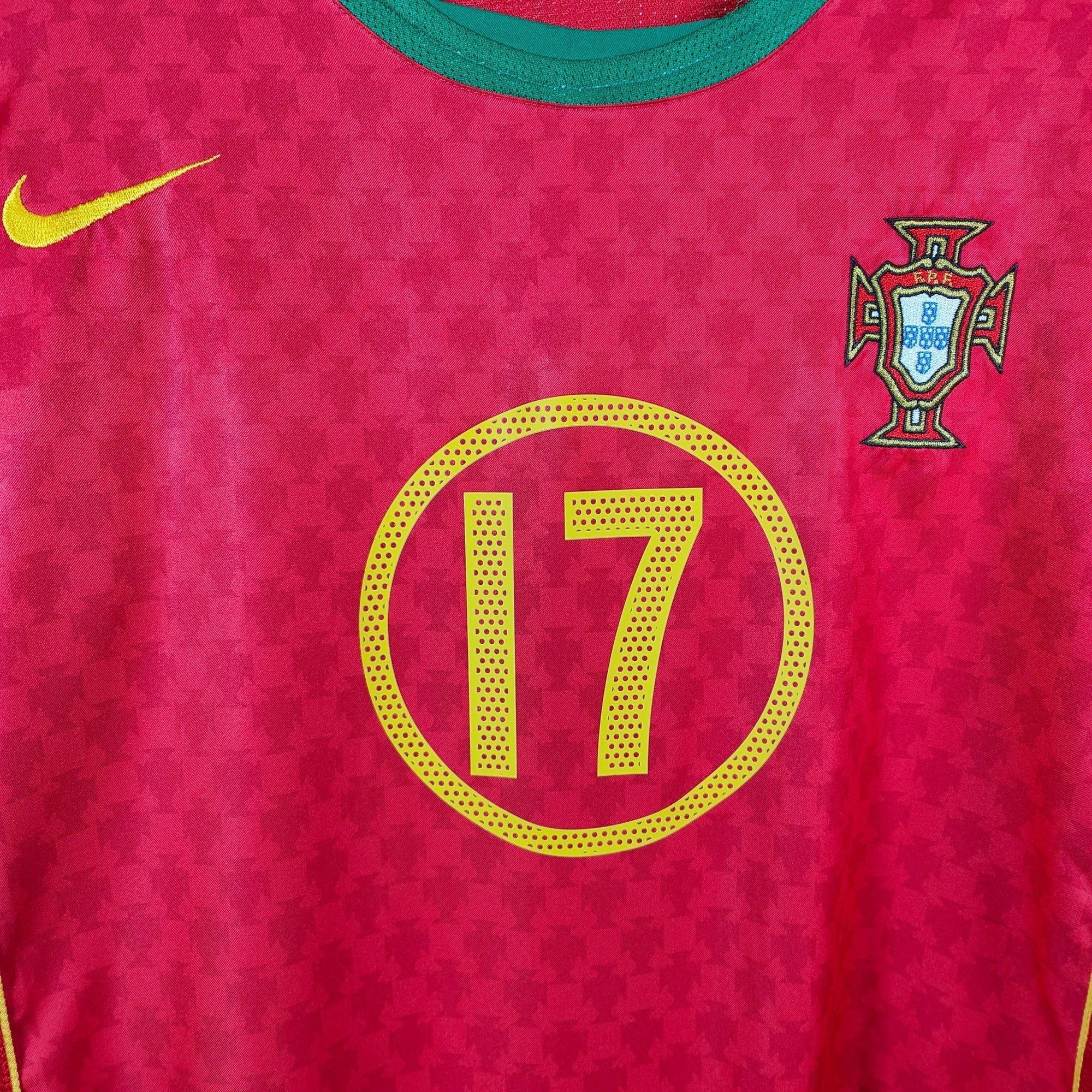 2004 - 06 Portugal Home Shirt Ronaldo 17 - 9.5/10 - (XXL) - Eternal Pitch