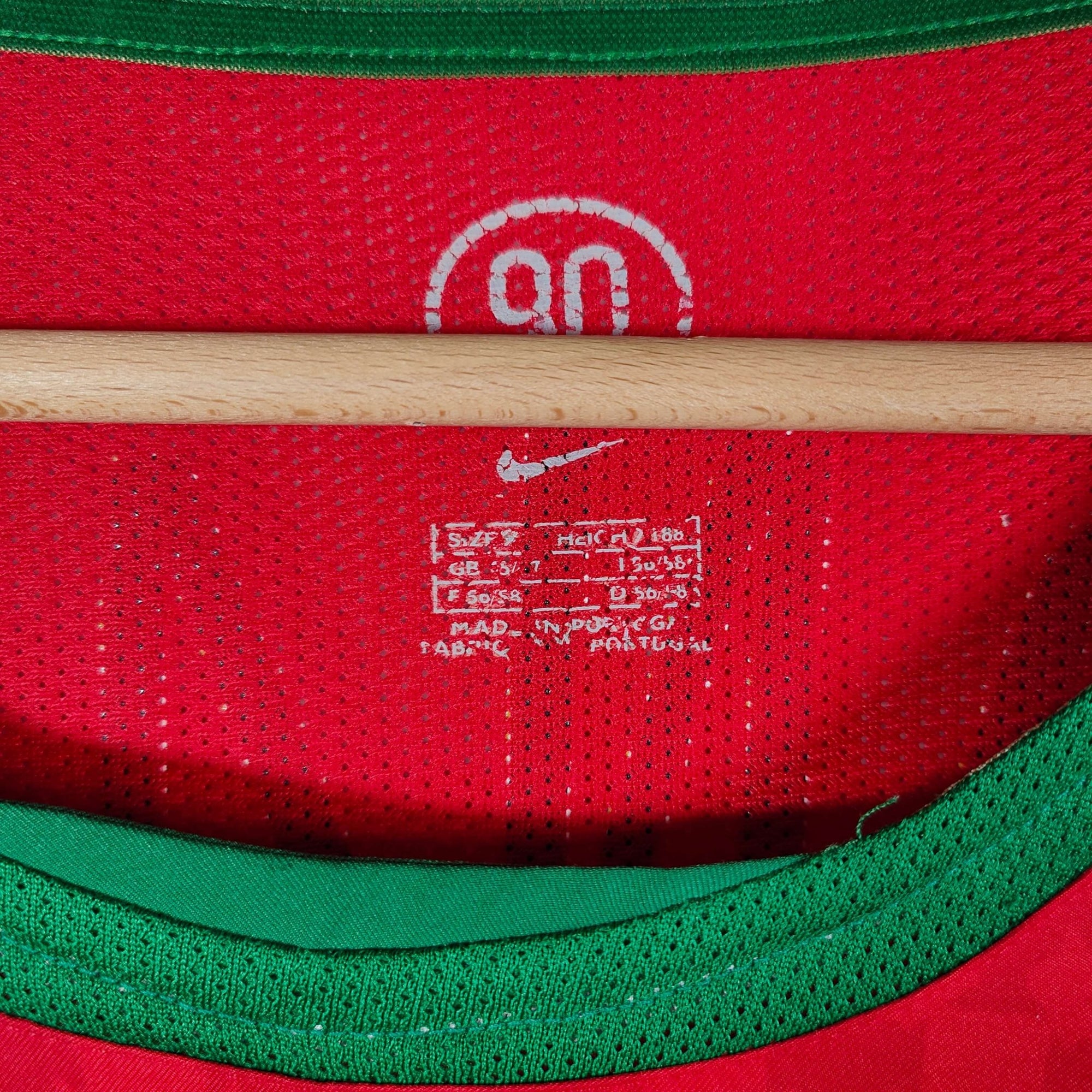 2004 - 06 Portugal Home Shirt Ronaldo 17 - 9.5/10 - (XXL) - Eternal Pitch