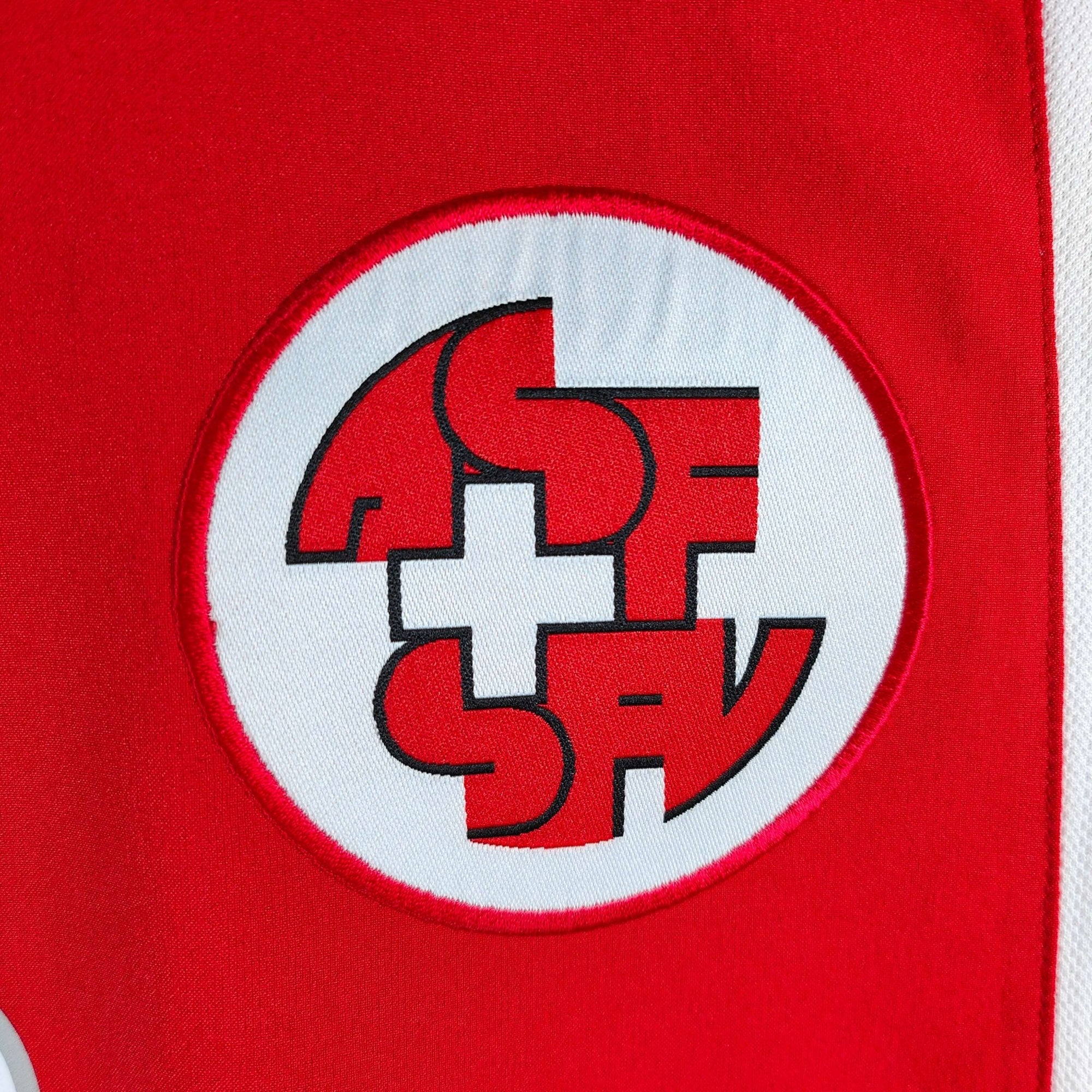 2004 - 06 Switzerland Home Shirt Chapuisat 11 - 8/10 - (S) - Eternal Pitch