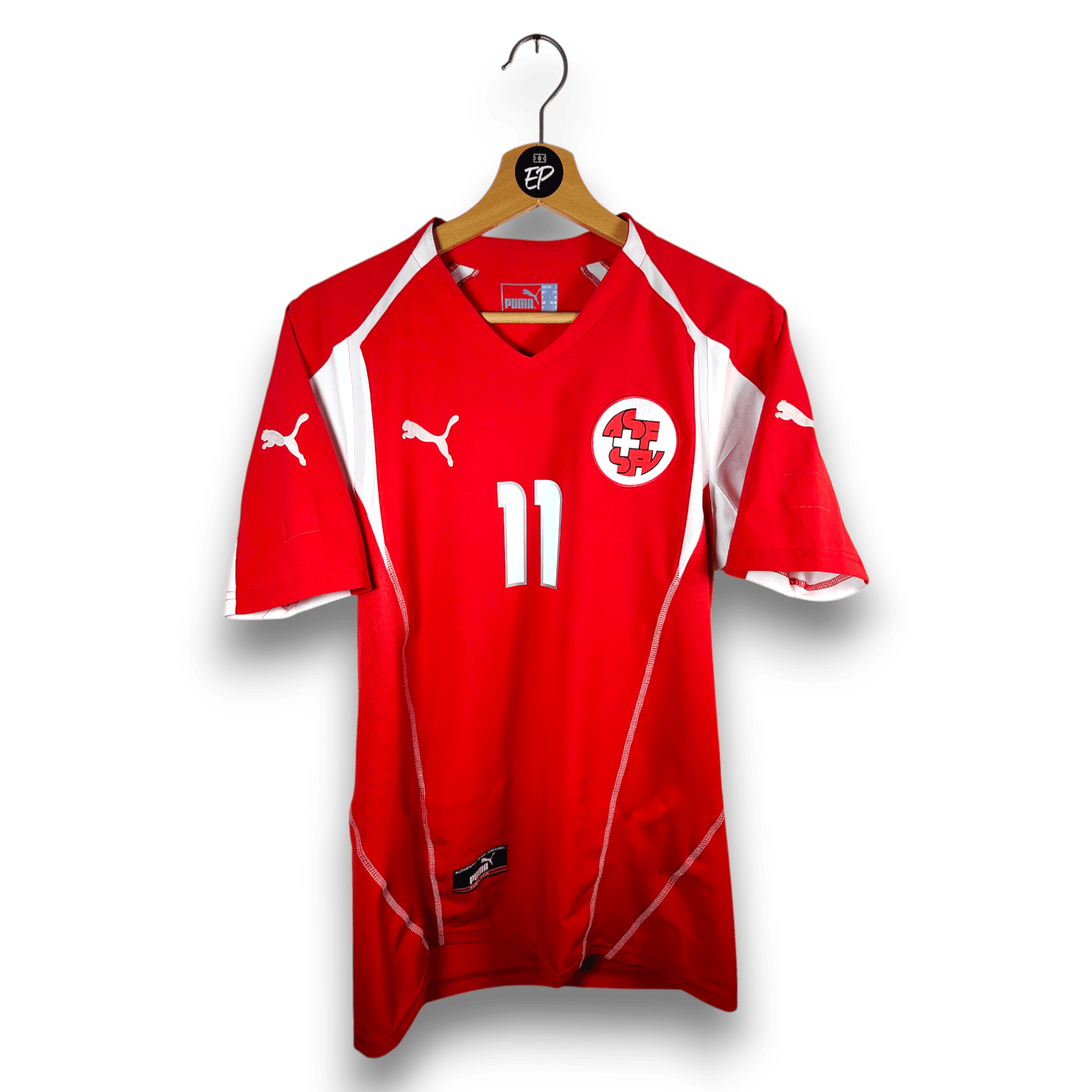 2004 - 06 Switzerland Home Shirt Chapuisat 11 - 8/10 - (S) - Eternal Pitch