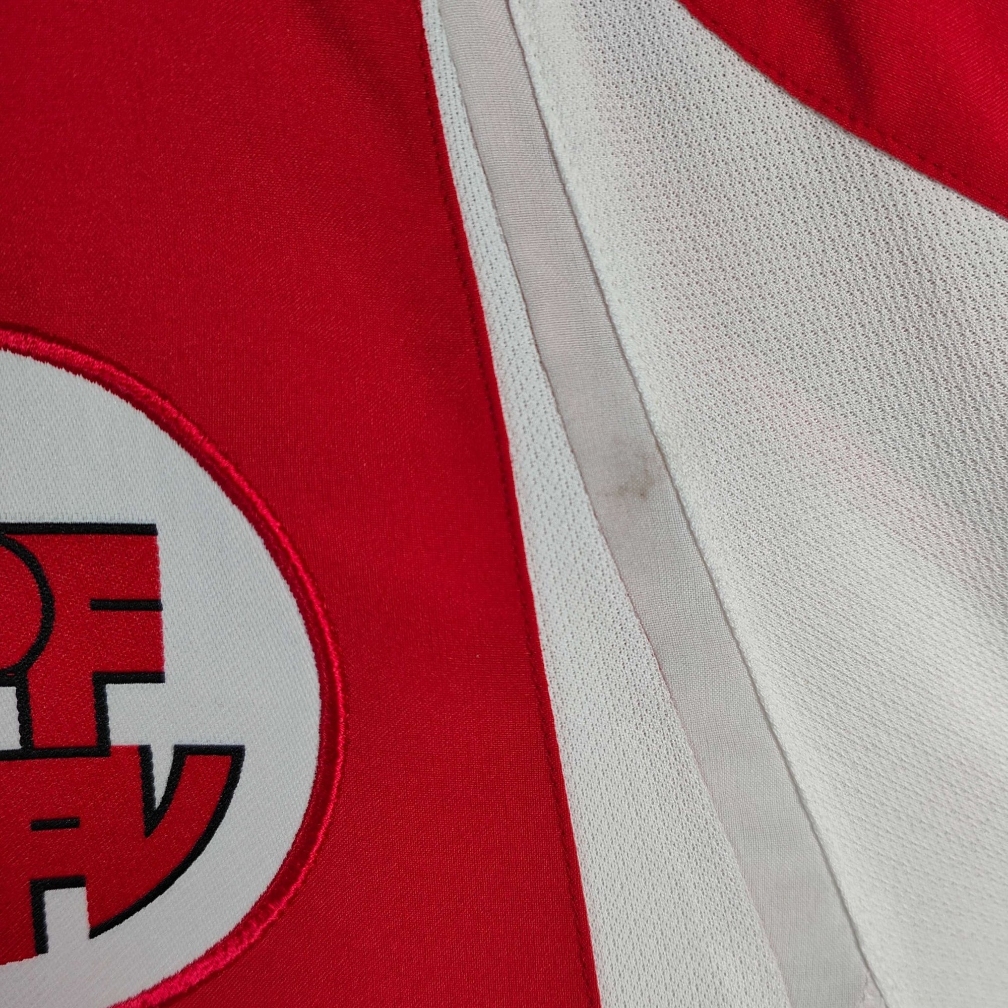 2004 - 06 Switzerland Home Shirt Hakan Yakin 10 - 8.5/10 - (L) - Eternal Pitch