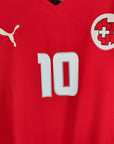 2004 - 06 Switzerland Home Shirt Hakan Yakin 10 - 8.5/10 - (L) - Eternal Pitch