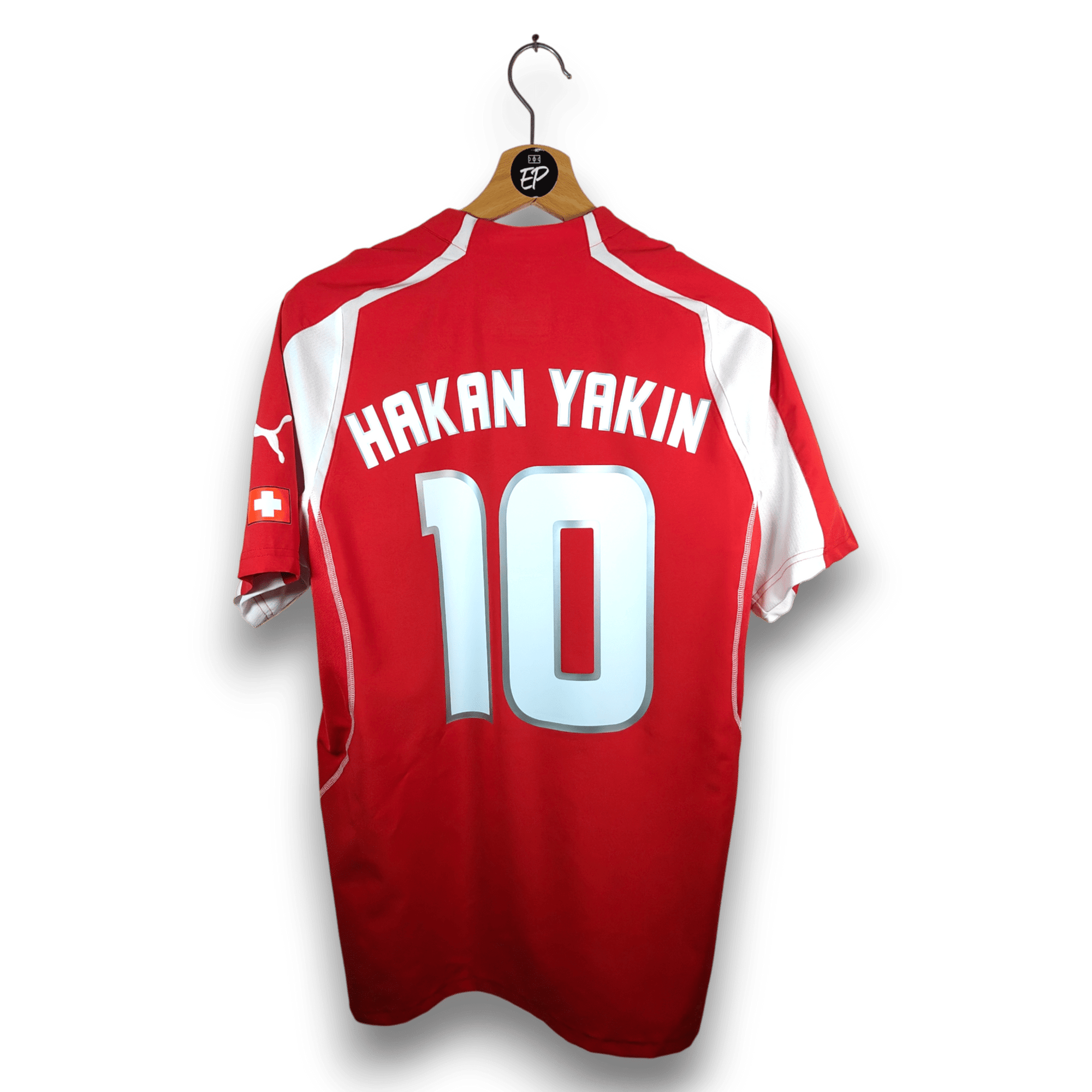 2004 - 06 Switzerland Home Shirt Hakan Yakin 10 - 9/10 - (M) - Eternal Pitch
