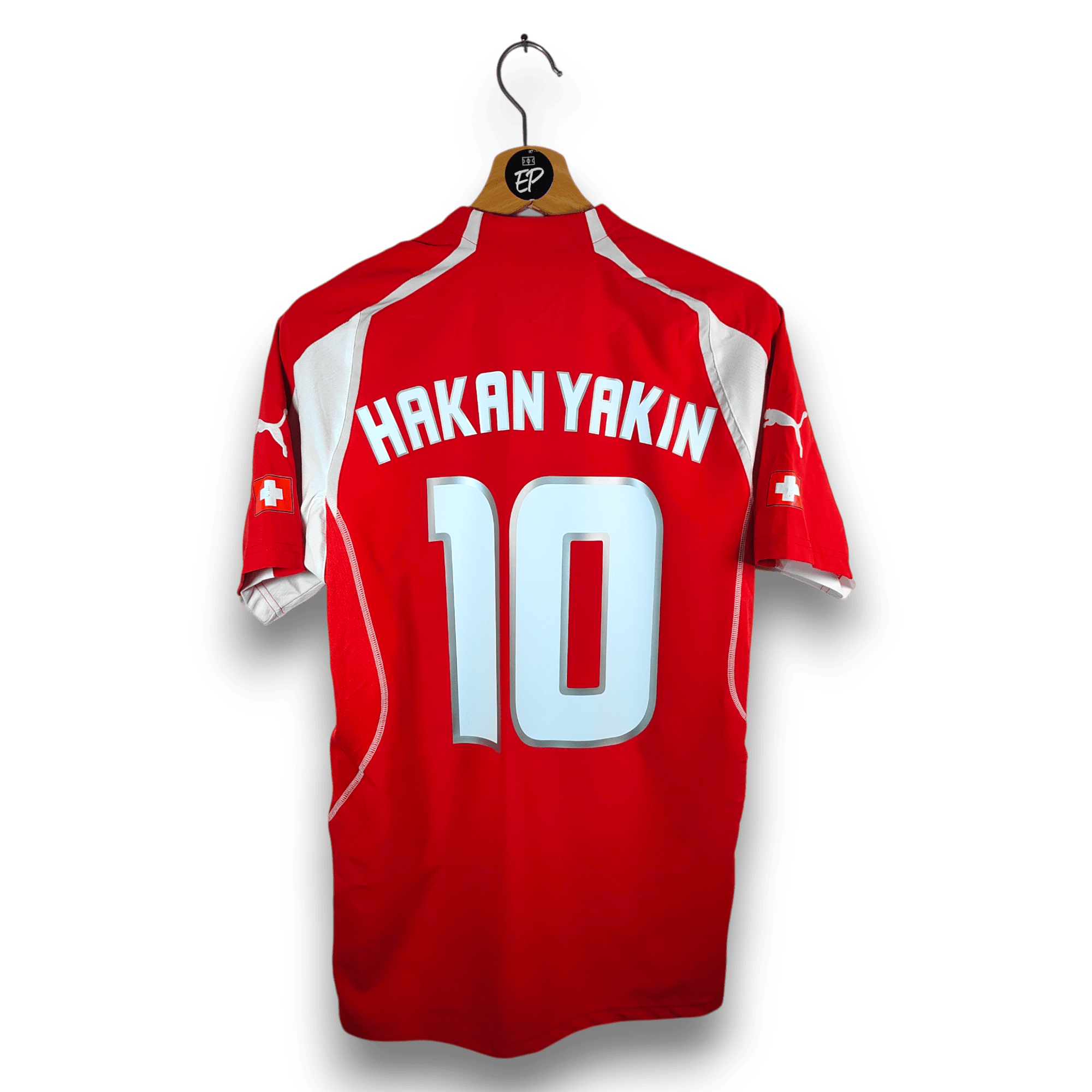 2004 - 06 Switzerland Home Shirt Hakan Yakin 10 - 9/10 - (S) - Eternal Pitch