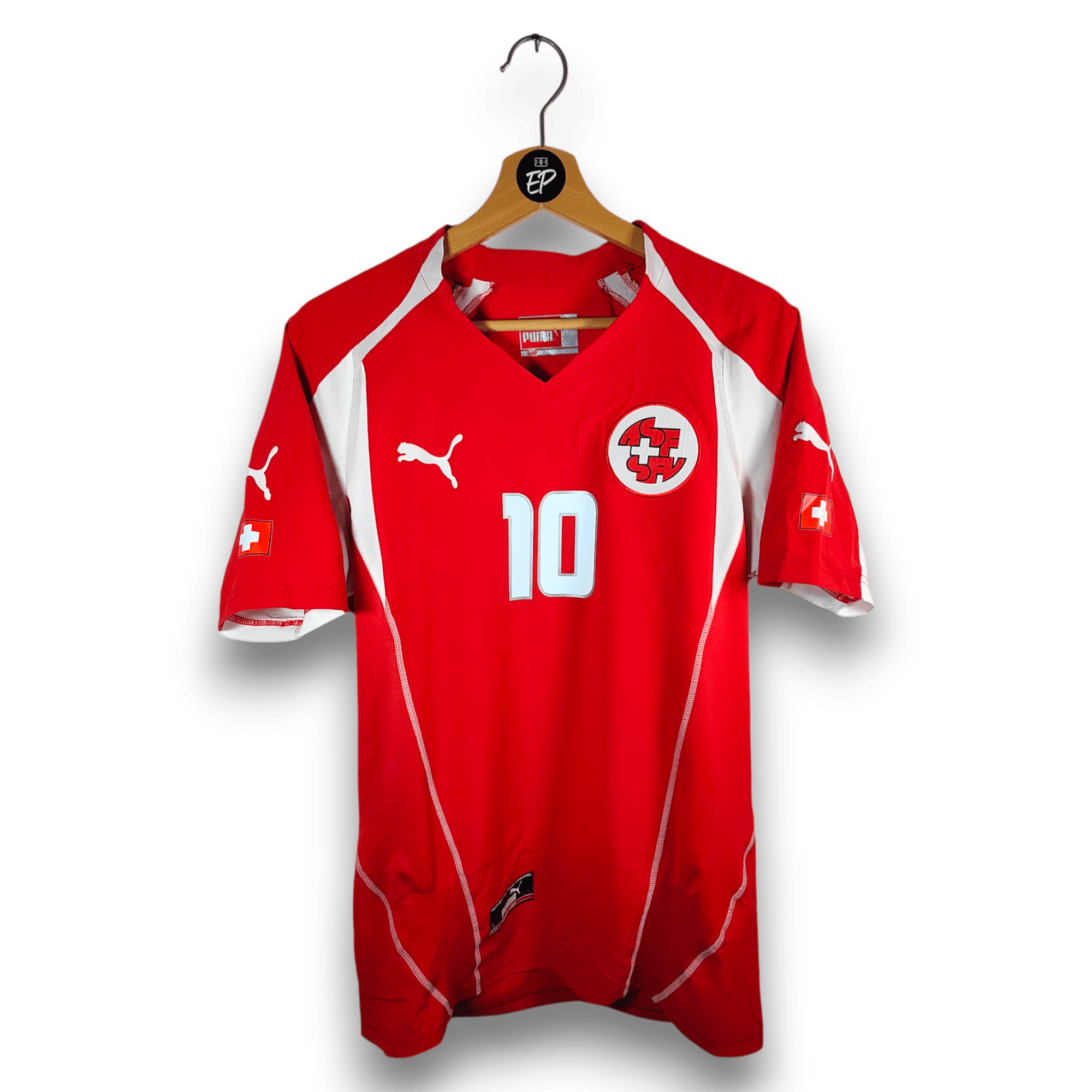 2004 - 06 Switzerland Home Shirt Hakan Yakin 10 - 9/10 - (S) - Eternal Pitch