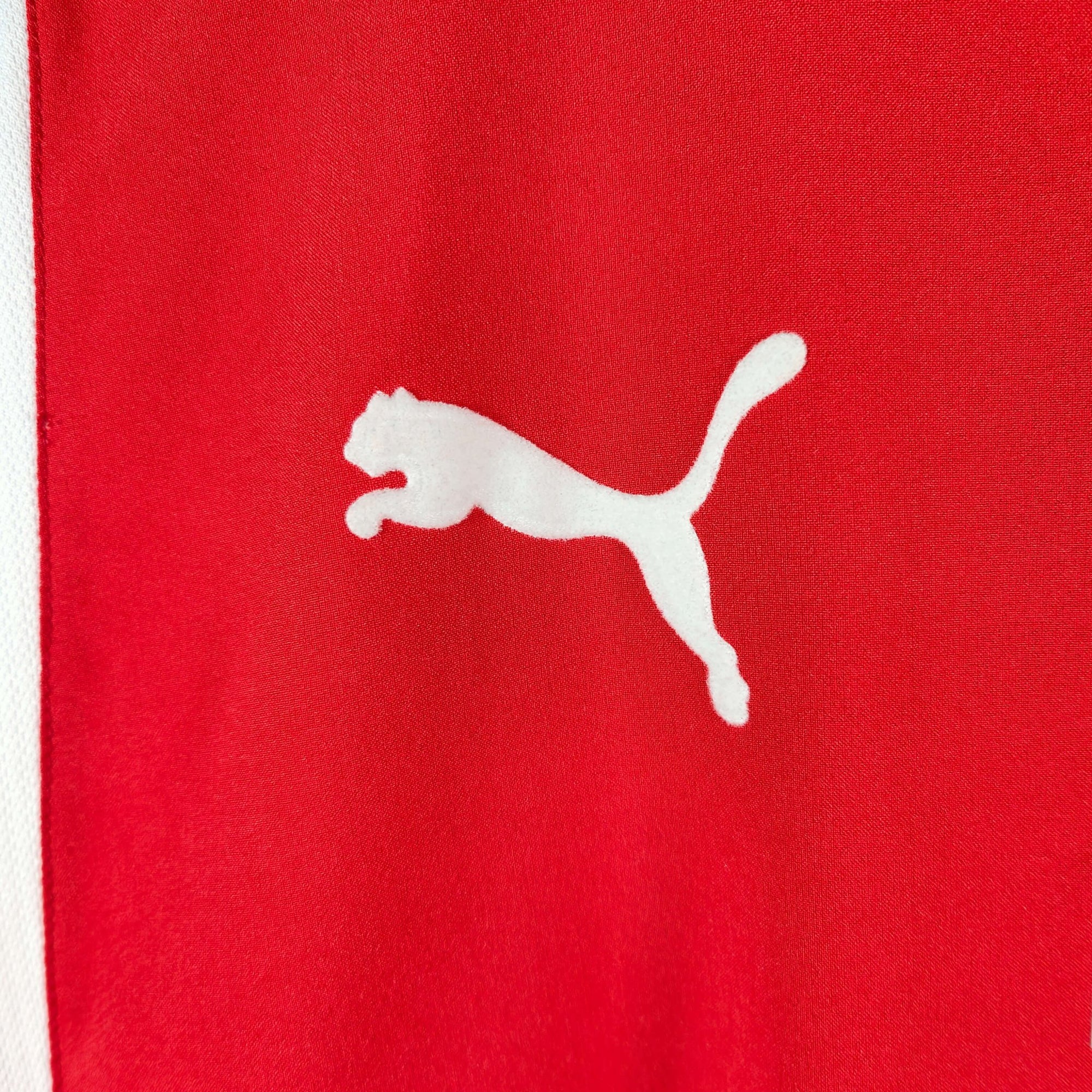 2004 - 06 Switzerland Home Shirt Hakan Yakin 10 - 9/10 - (XL) - Eternal Pitch