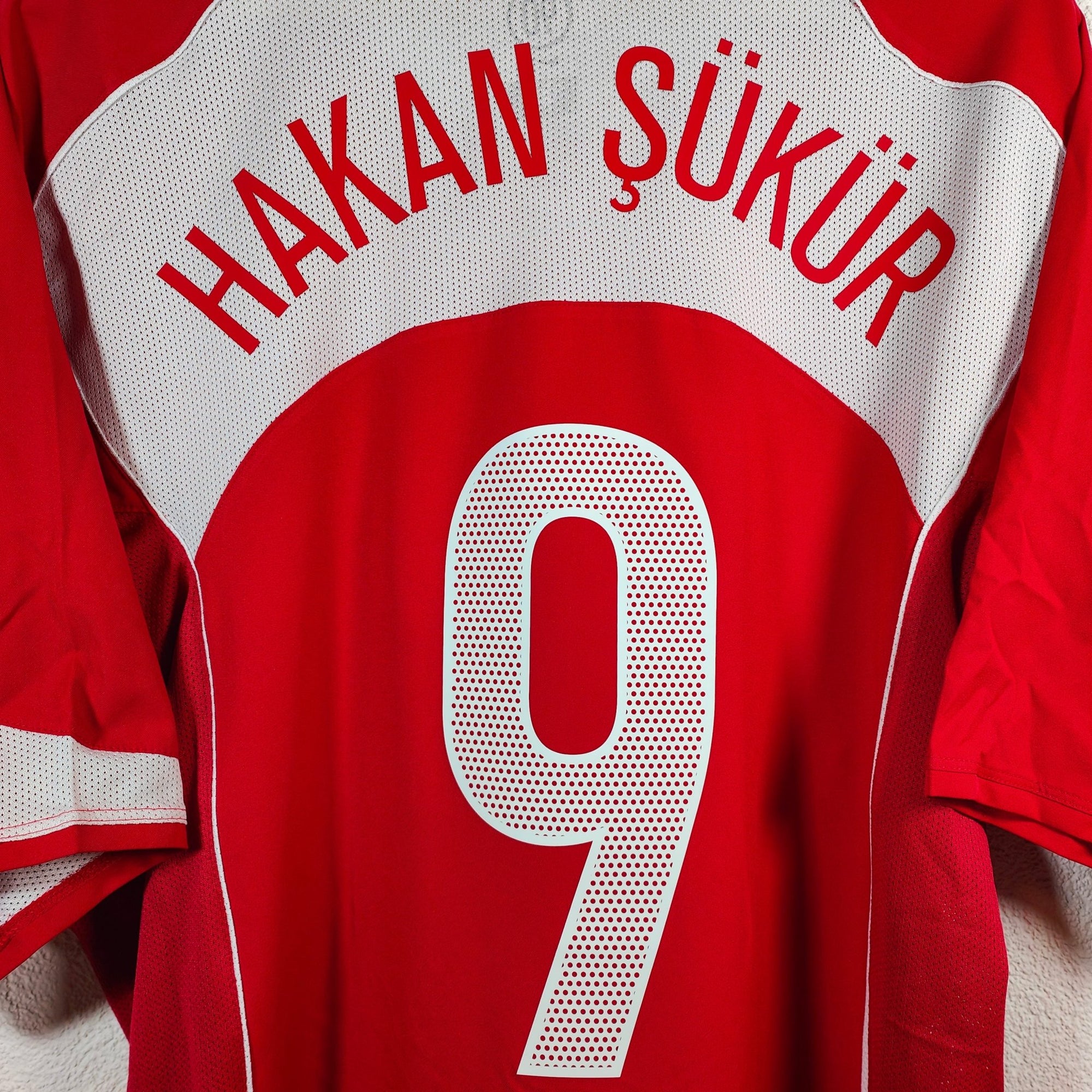 2004 - 06 Turkey Home Shirt Hakan Sukur 9 - 9.5/10 - (XL) - Eternal Pitch