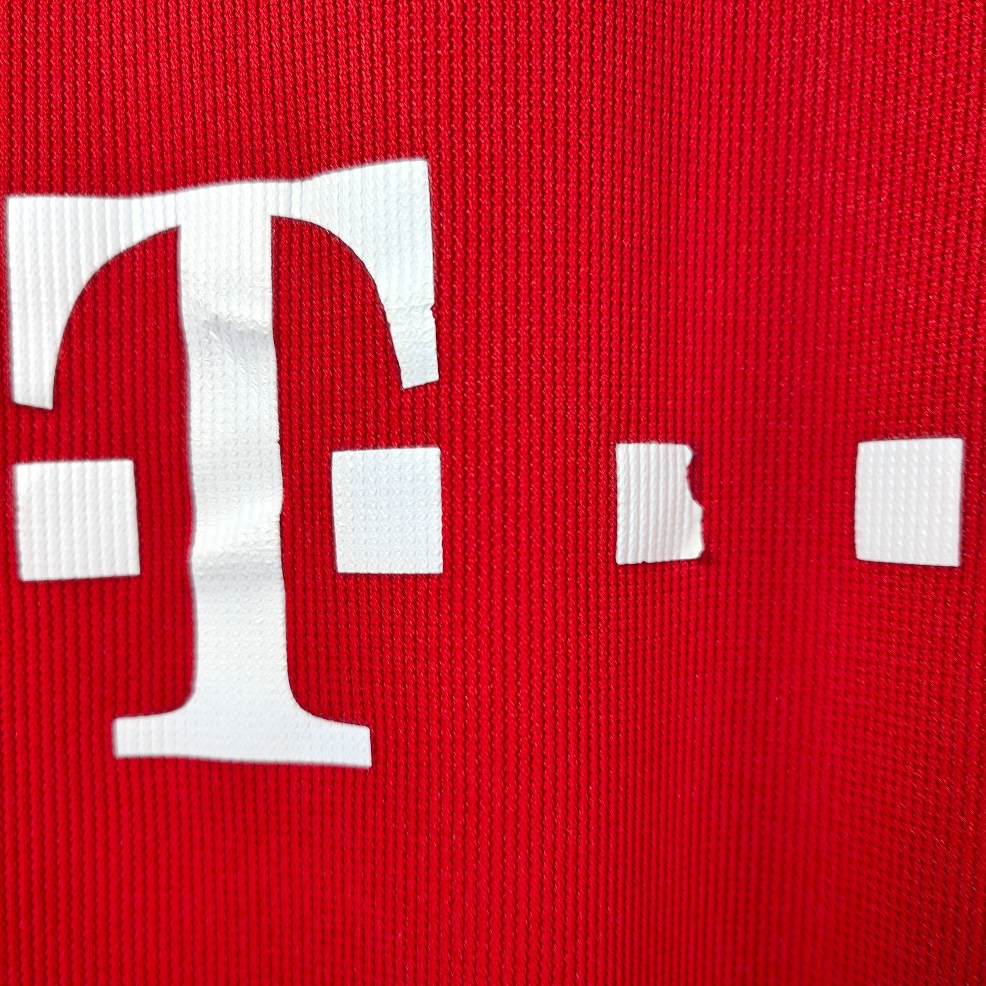 2005 - 06 Bayern Munich Home Shirt Makaay 10 (L) - Eternal Pitch