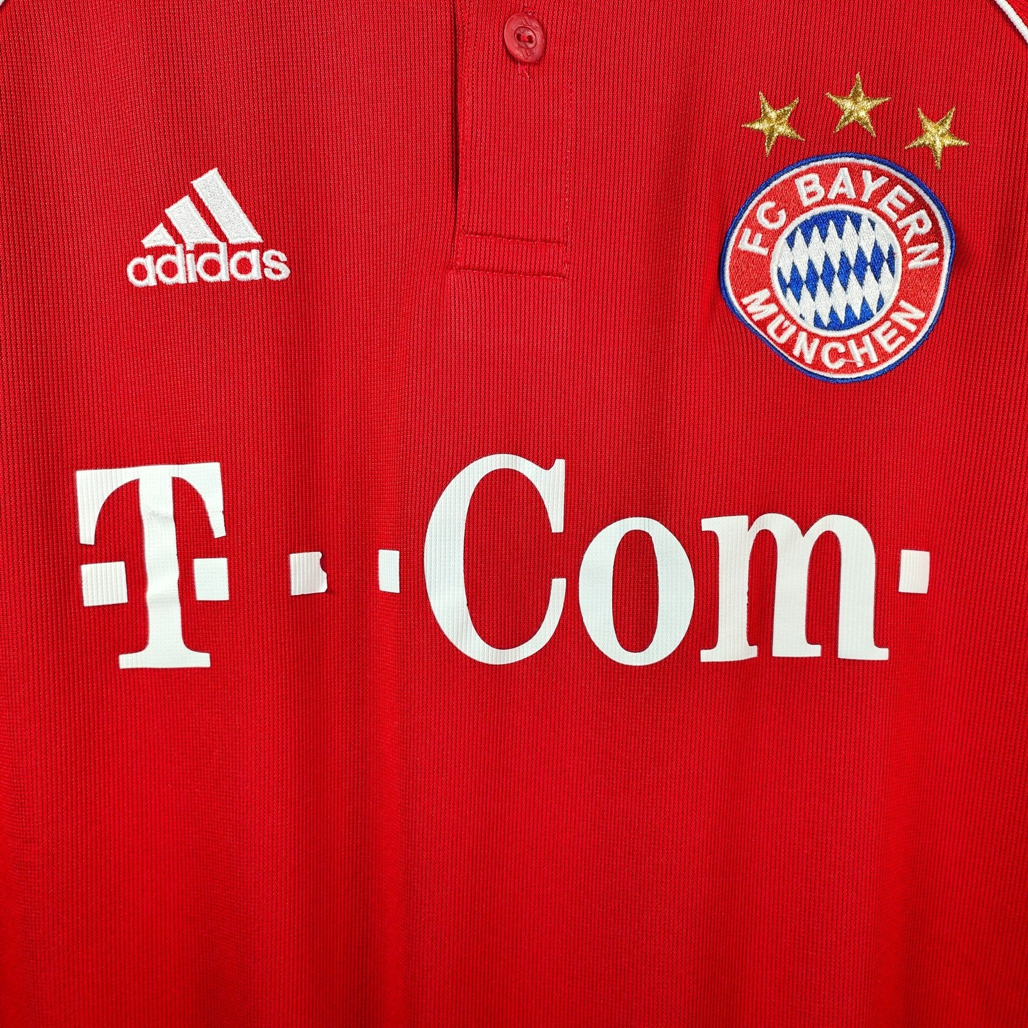2005 - 06 Bayern Munich Home Shirt Makaay 10 (L) - Eternal Pitch