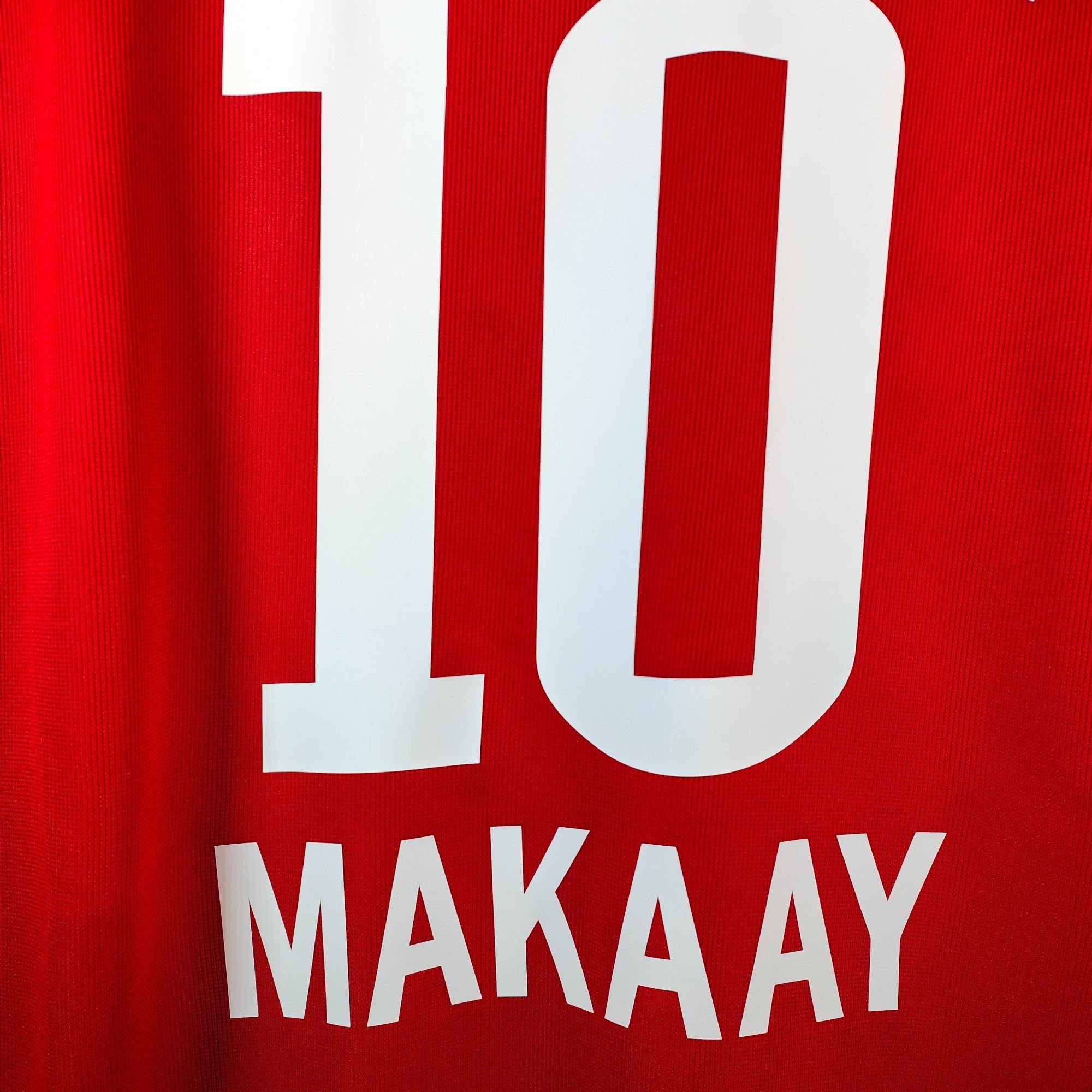 2005 - 06 Bayern Munich Home Shirt Makaay 10 (L) - Eternal Pitch