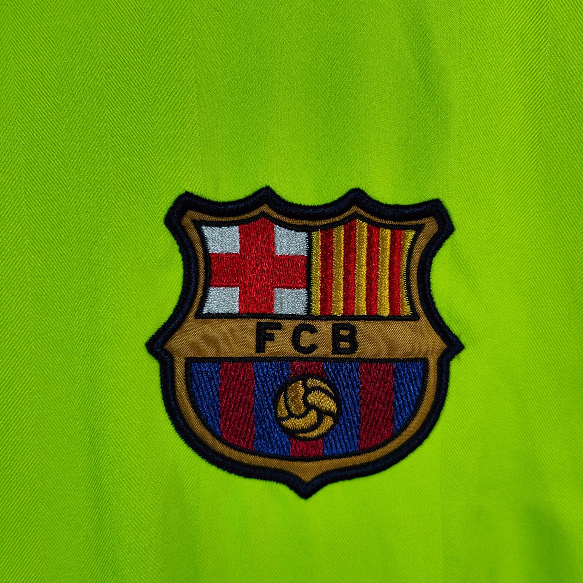 2005 - 06 FC Barcelona Away Shirt Ronaldinho 10 - 8.5/10 - (XL) - Eternal Pitch
