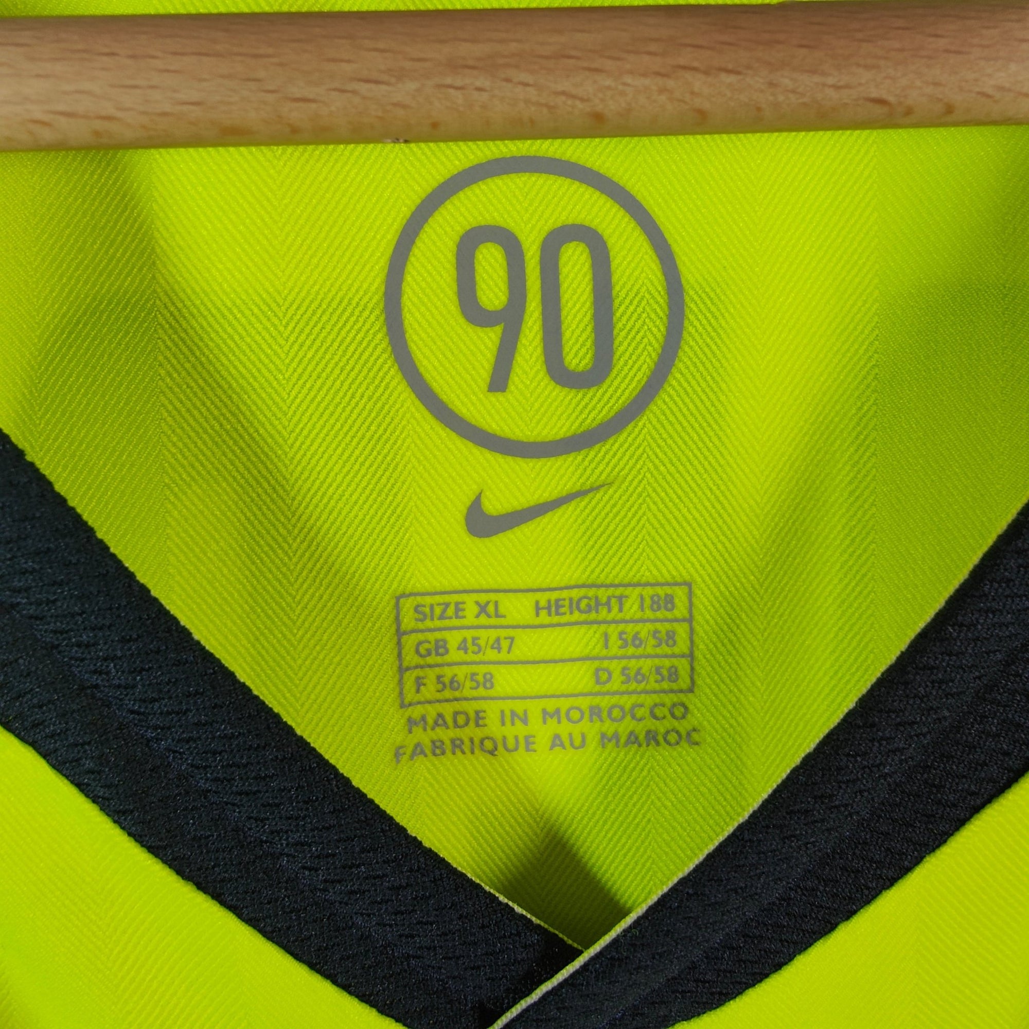 2005 - 06 FC Barcelona Away Shirt Ronaldinho 10 - 8.5/10 - (XL) - Eternal Pitch