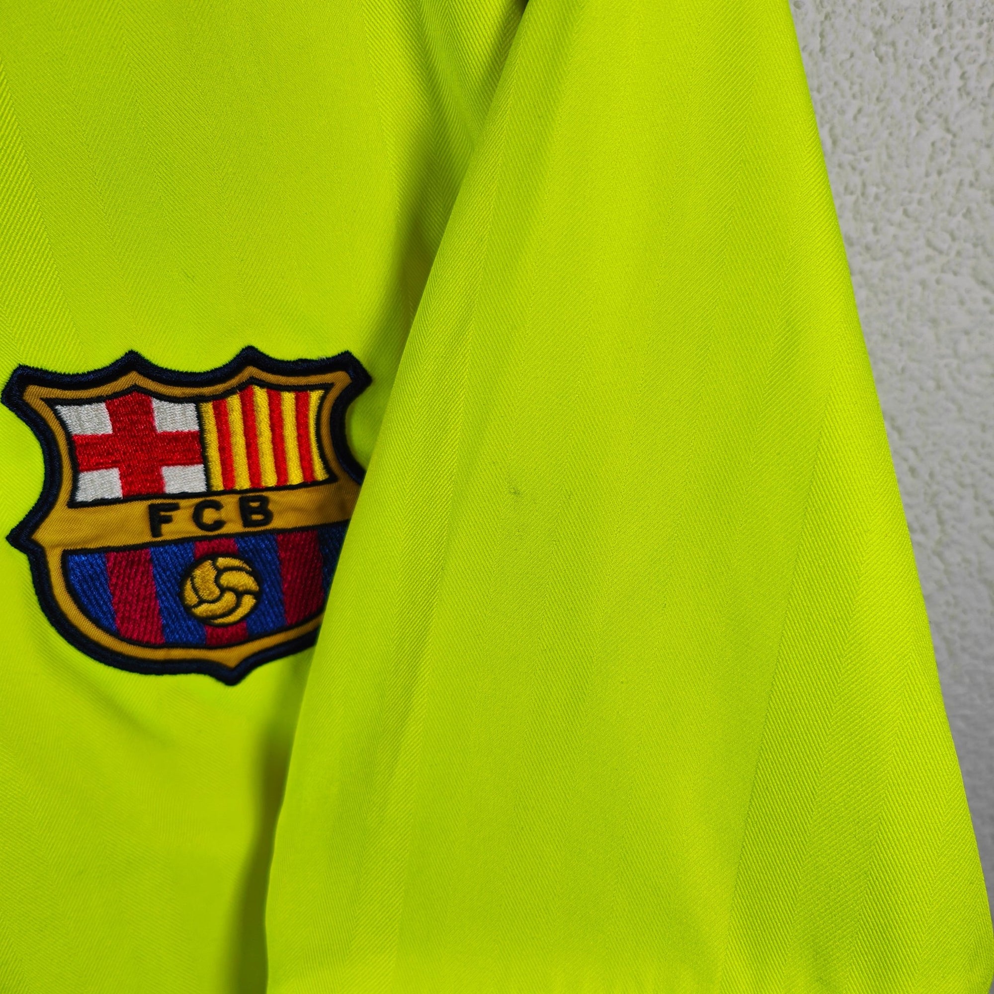 2005 - 06 FC Barcelona Away Shirt Ronaldinho 10 - 9/10 - (M) - Eternal Pitch