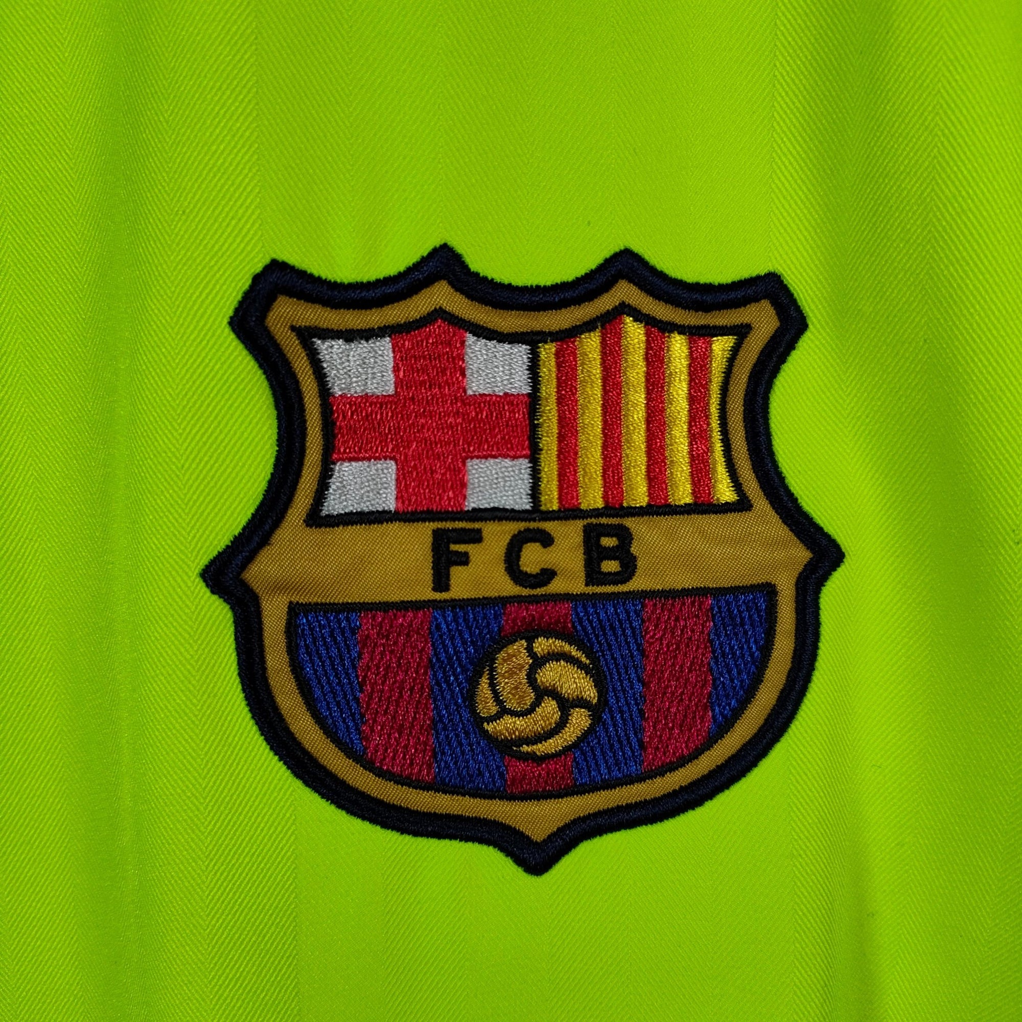 2005 - 06 FC Barcelona Away Shirt Ronaldinho 10 - 9/10 - (XL) - Eternal Pitch