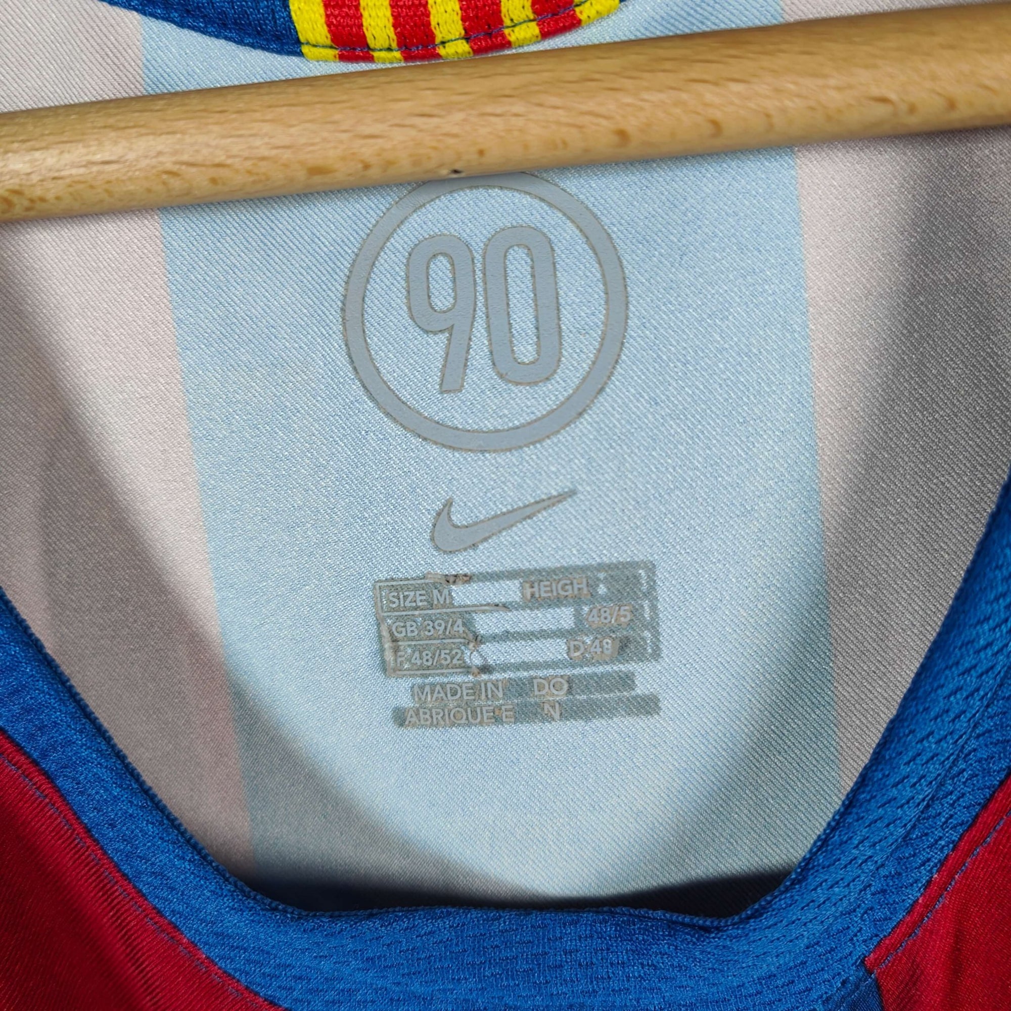 2005 - 06 FC Barcelona Home Shirt Ronaldinho 10 - 9/10 - (M) - Eternal Pitch