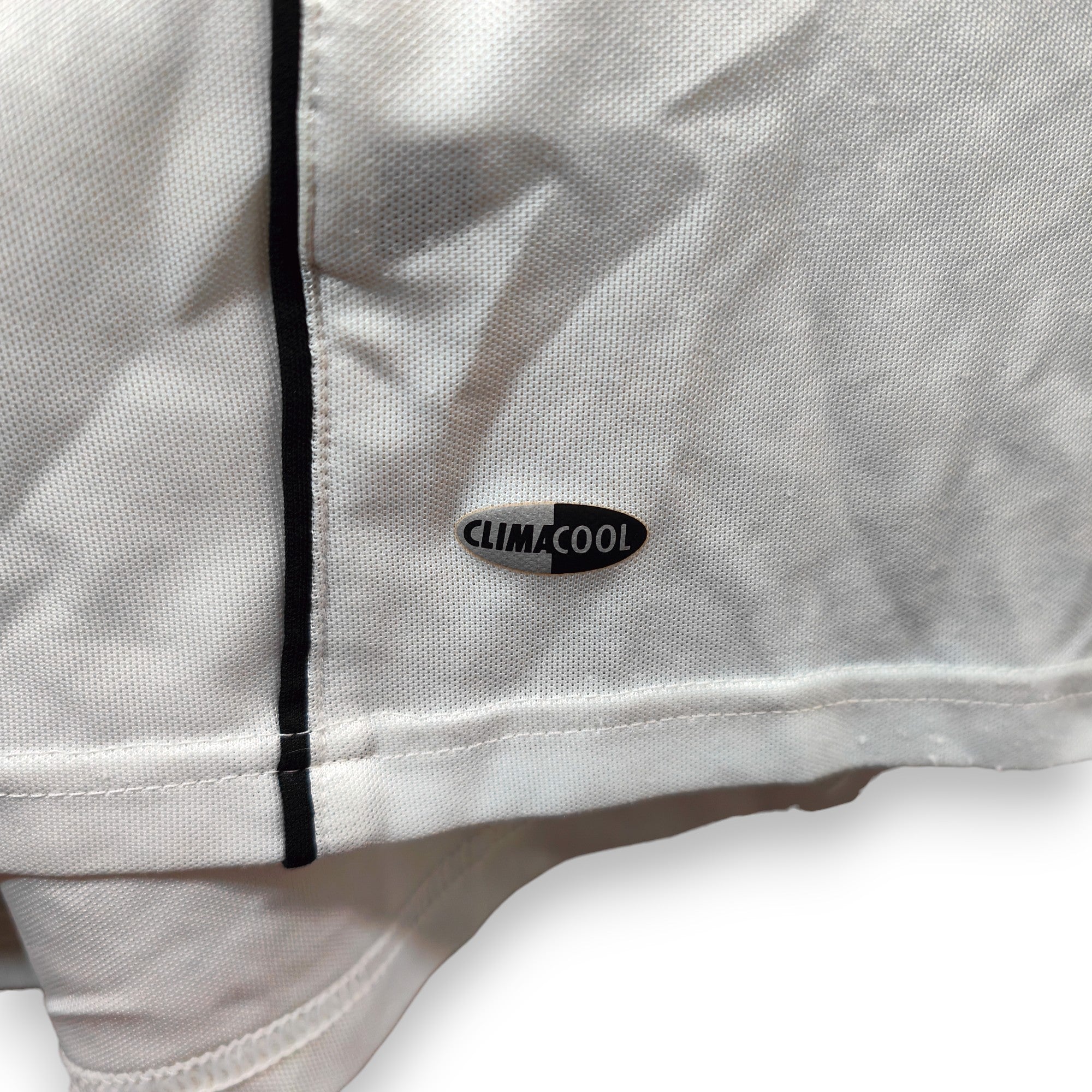 2005 - 06 Marseille Home Shirt (L) - Eternal Pitch