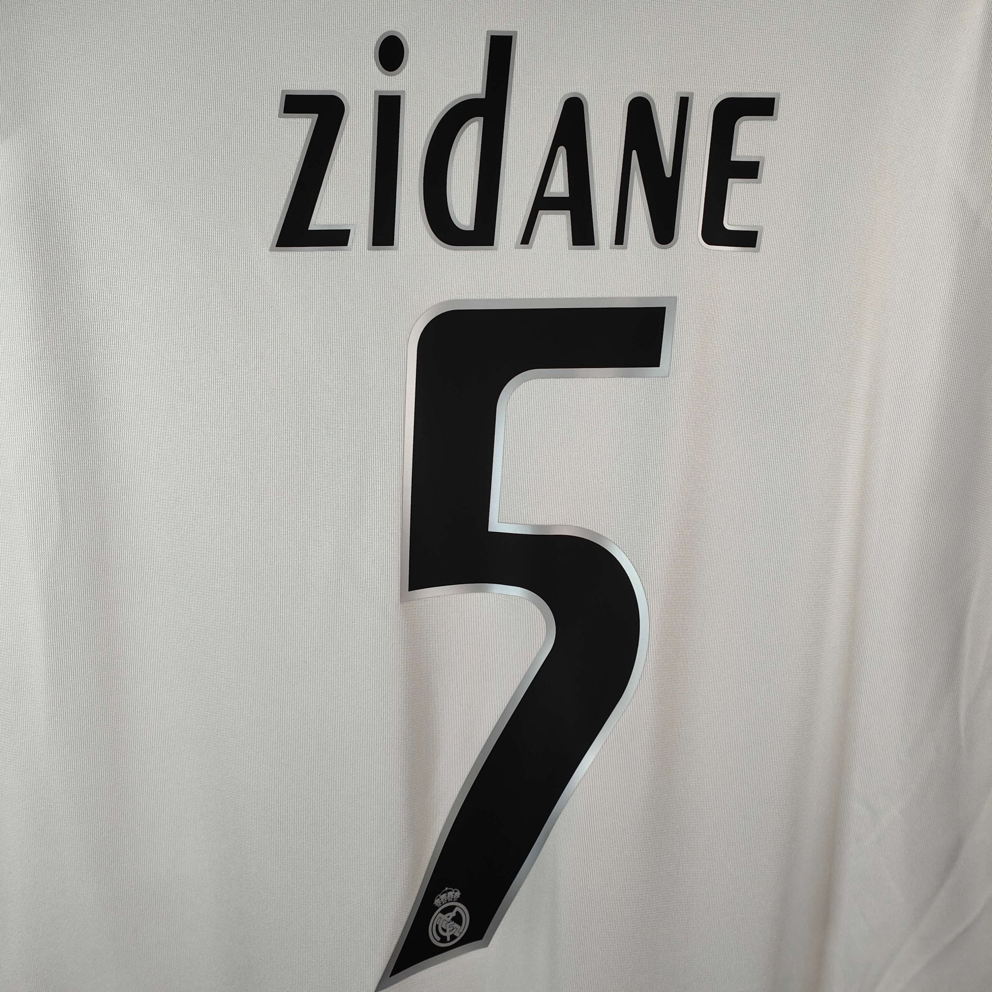 2005 - 06 Real Madrid Home Shirt Zidane 5 - 8.5/10 - (XL) - Eternal Pitch