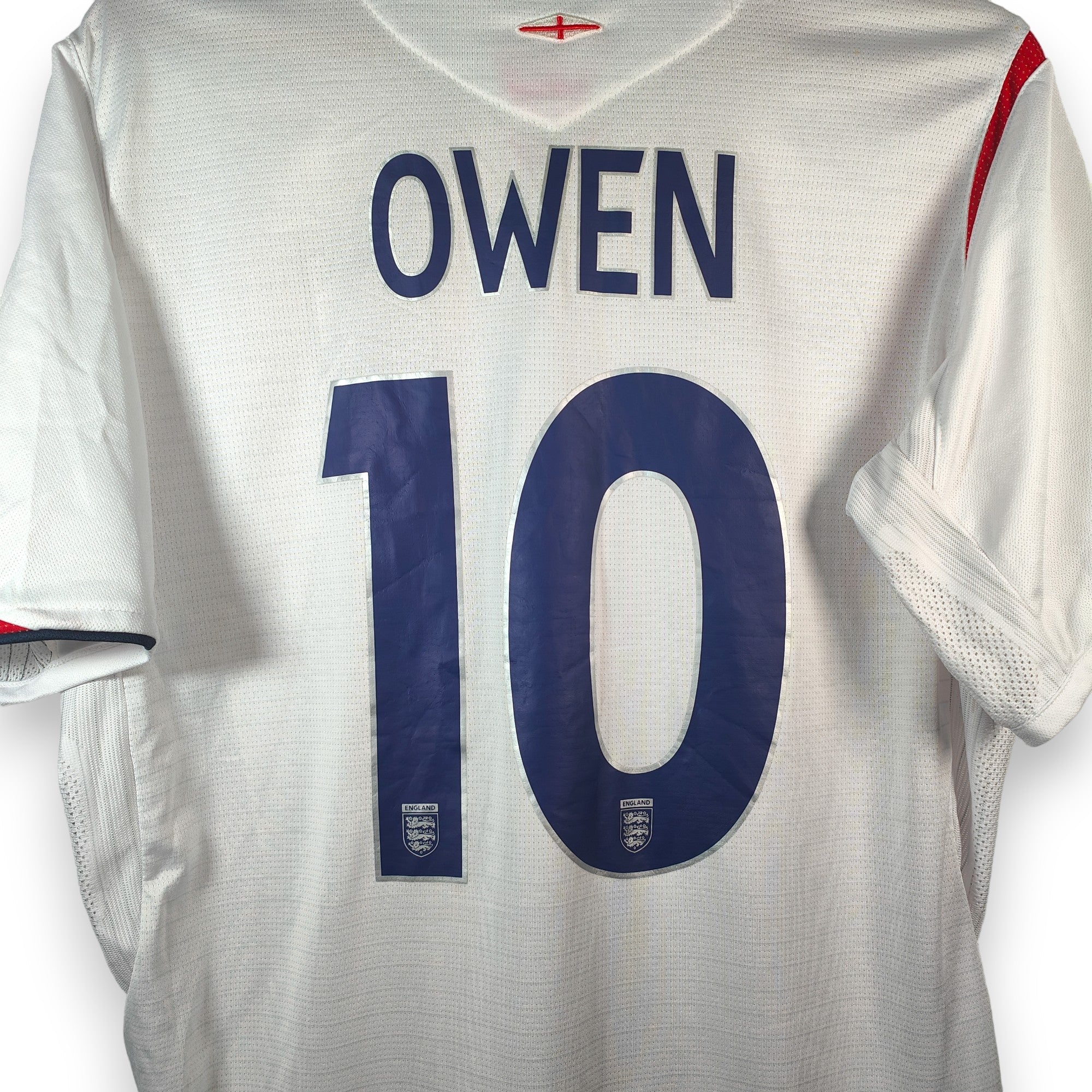 2005 - 07 England Home Shirt Owen 10 (M) - Eternal Pitch