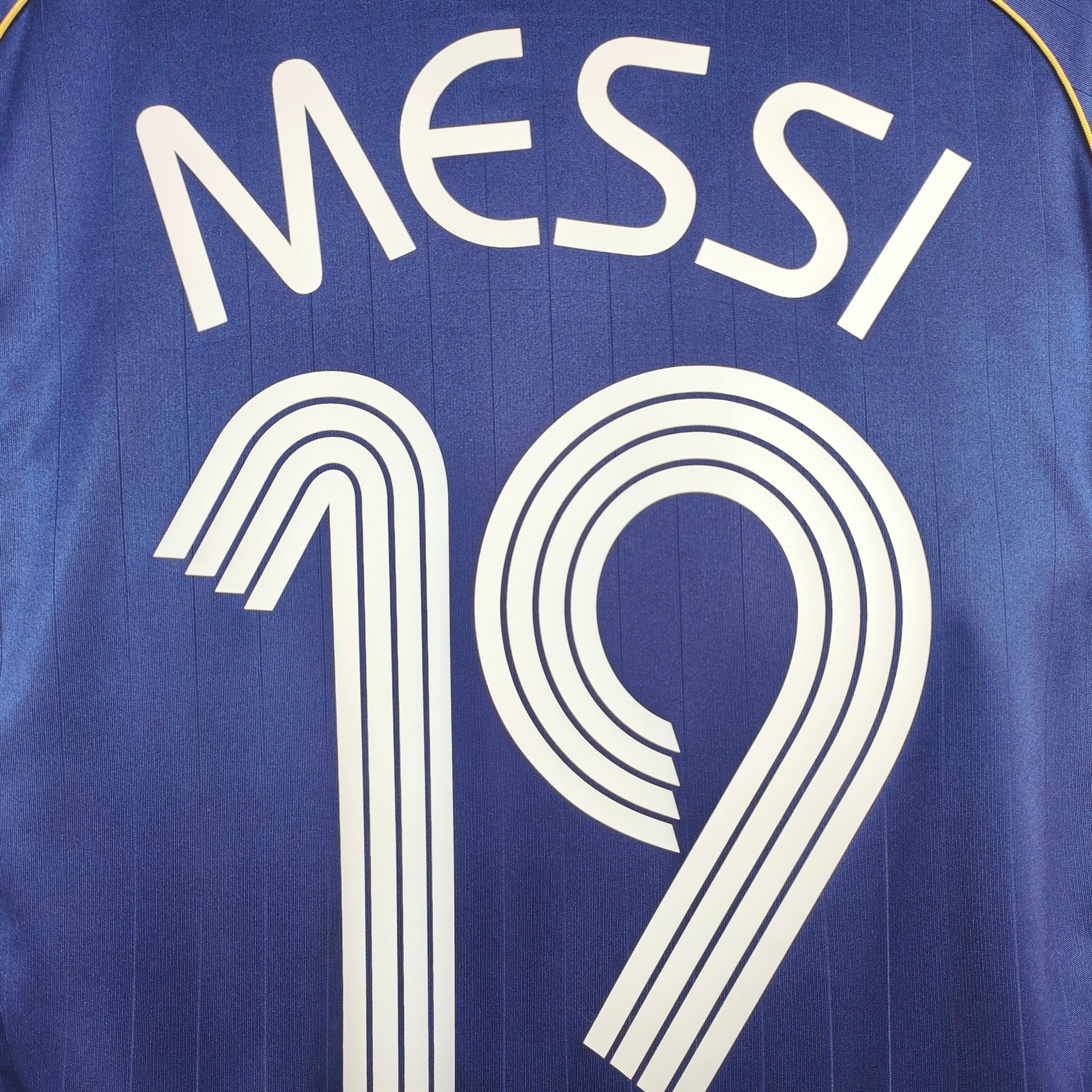 2006 - 07 Argentina Away Shirt Messi 19 - 9.5/10 - (M) - Eternal Pitch