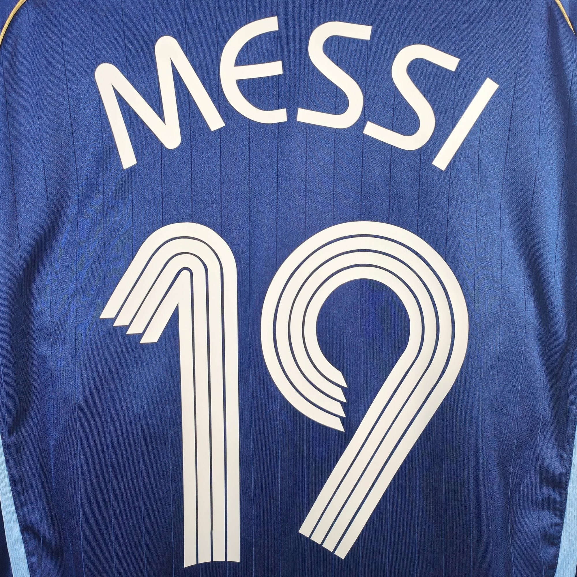 2006 - 07 Argentina Away Shirt Messi 19 - 9.5/10 - (XL) - Eternal Pitch