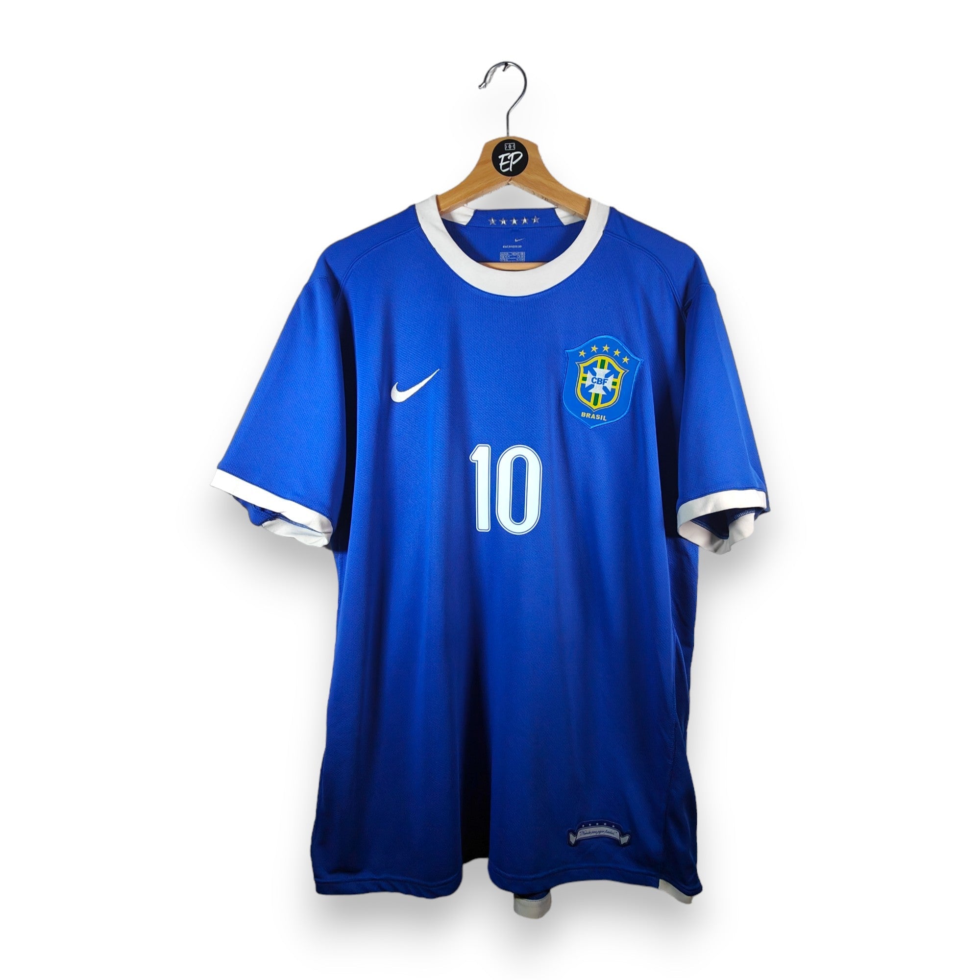 2006 - 07 Brazil Away Shirt Ronaldinho 10 (XL) - Eternal Pitch