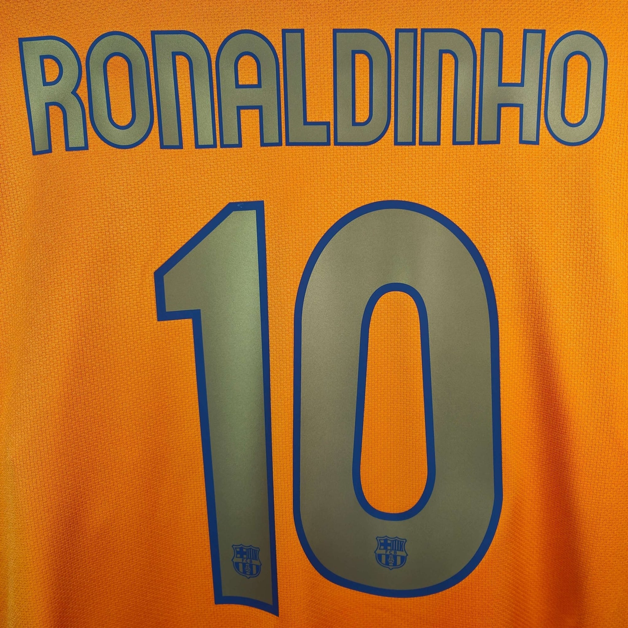 2006 - 07 FC Barcelona Away Shirt Ronaldinho 10 - 9.5/10 - (XL) - Eternal Pitch