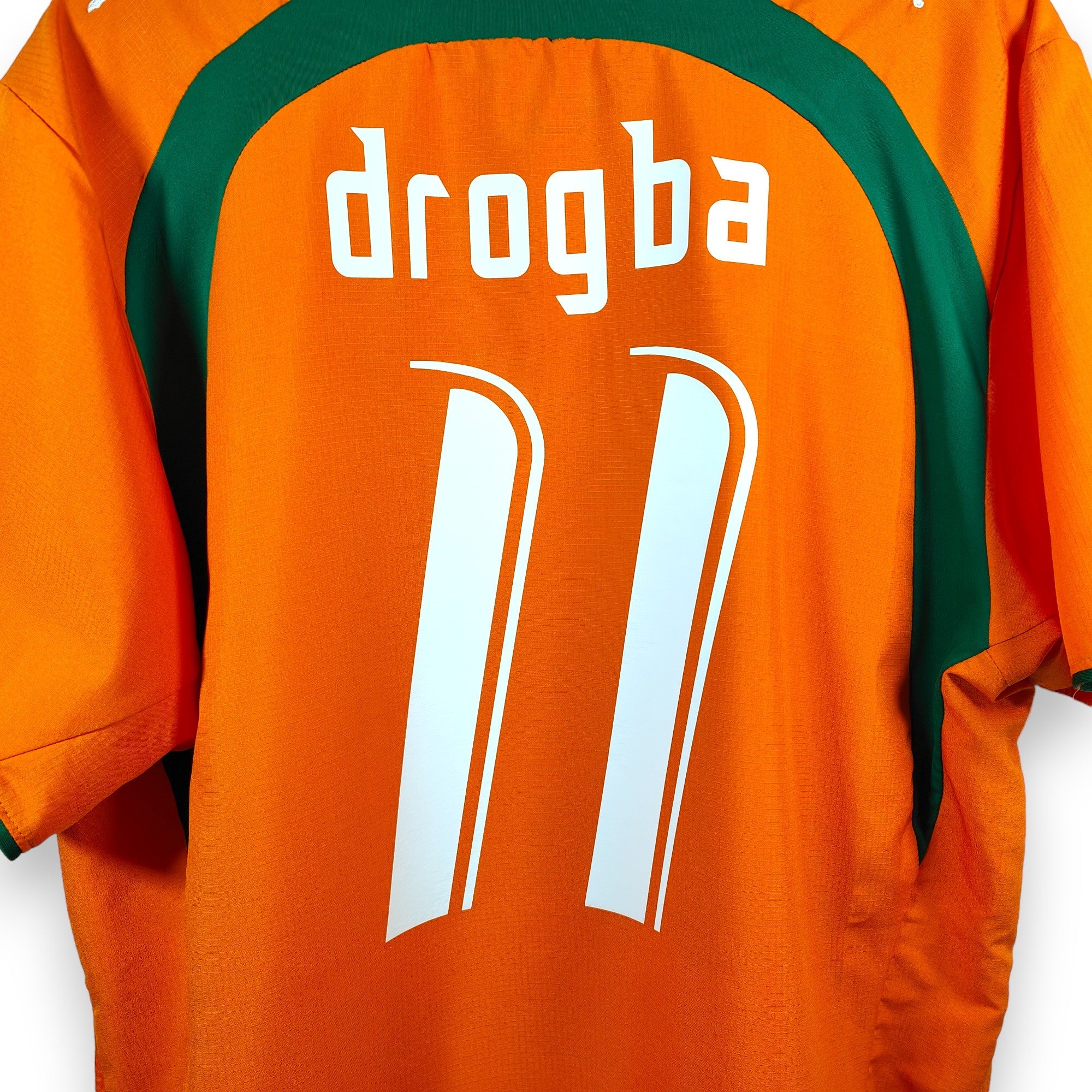 2006 - 07 Ivory Coast Home Shirt Drogba 11 (L) - Eternal Pitch