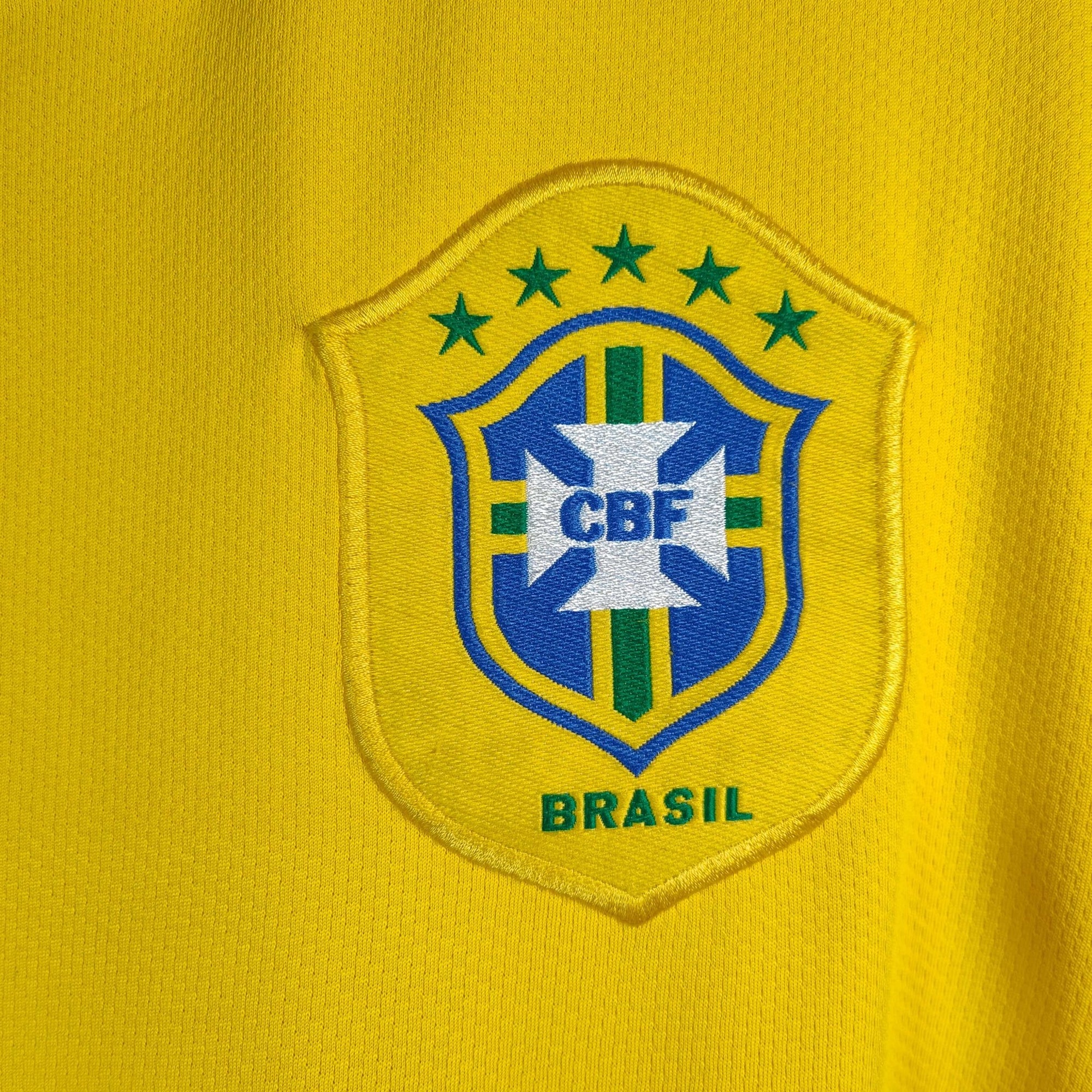 2006 - 08 Brazil Home Shirt Ronaldinho 10 - 7.5/10 - (S) - Eternal Pitch