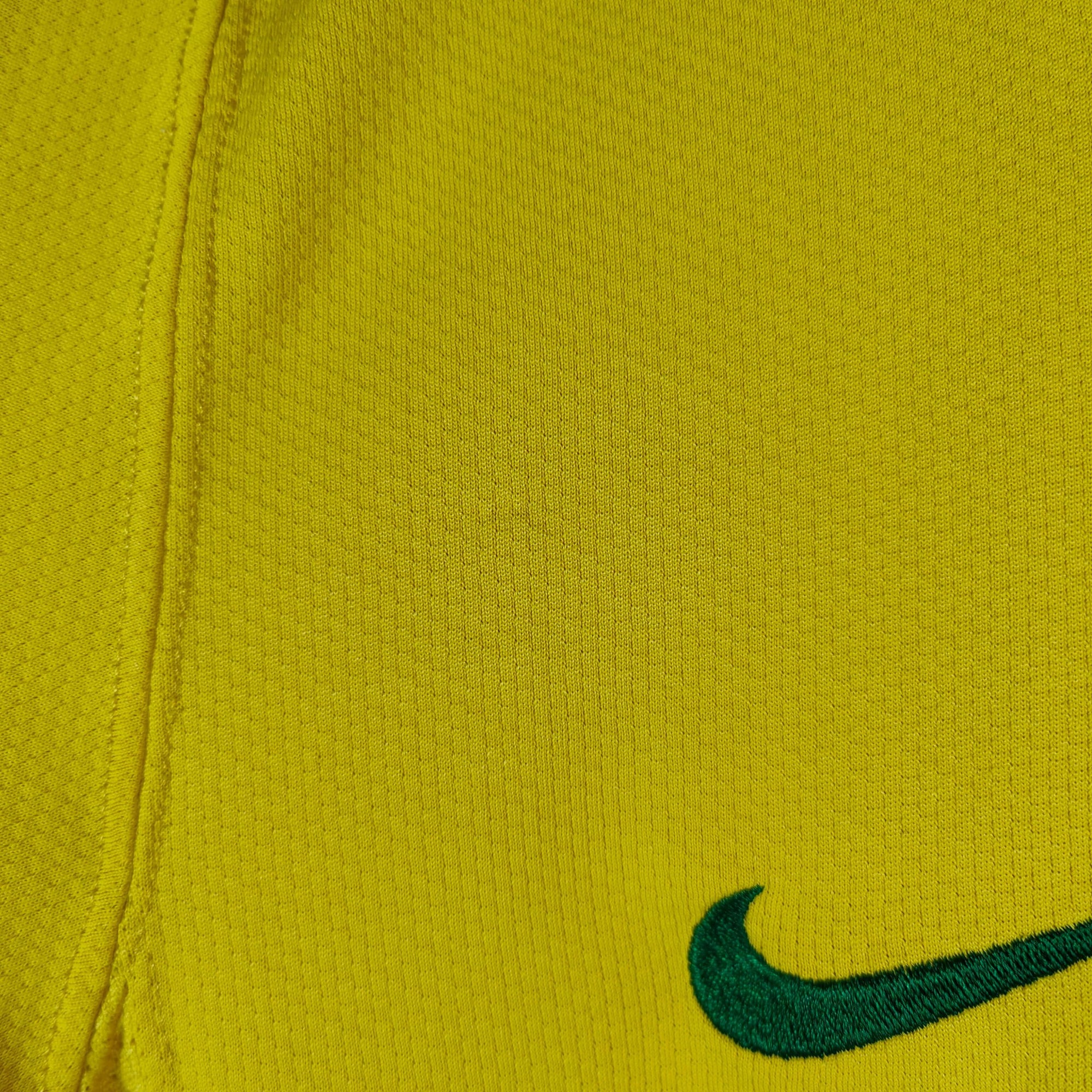 2006 - 08 Brazil Home Shirt Ronaldinho 10 - 7.5/10 - (S) - Eternal Pitch