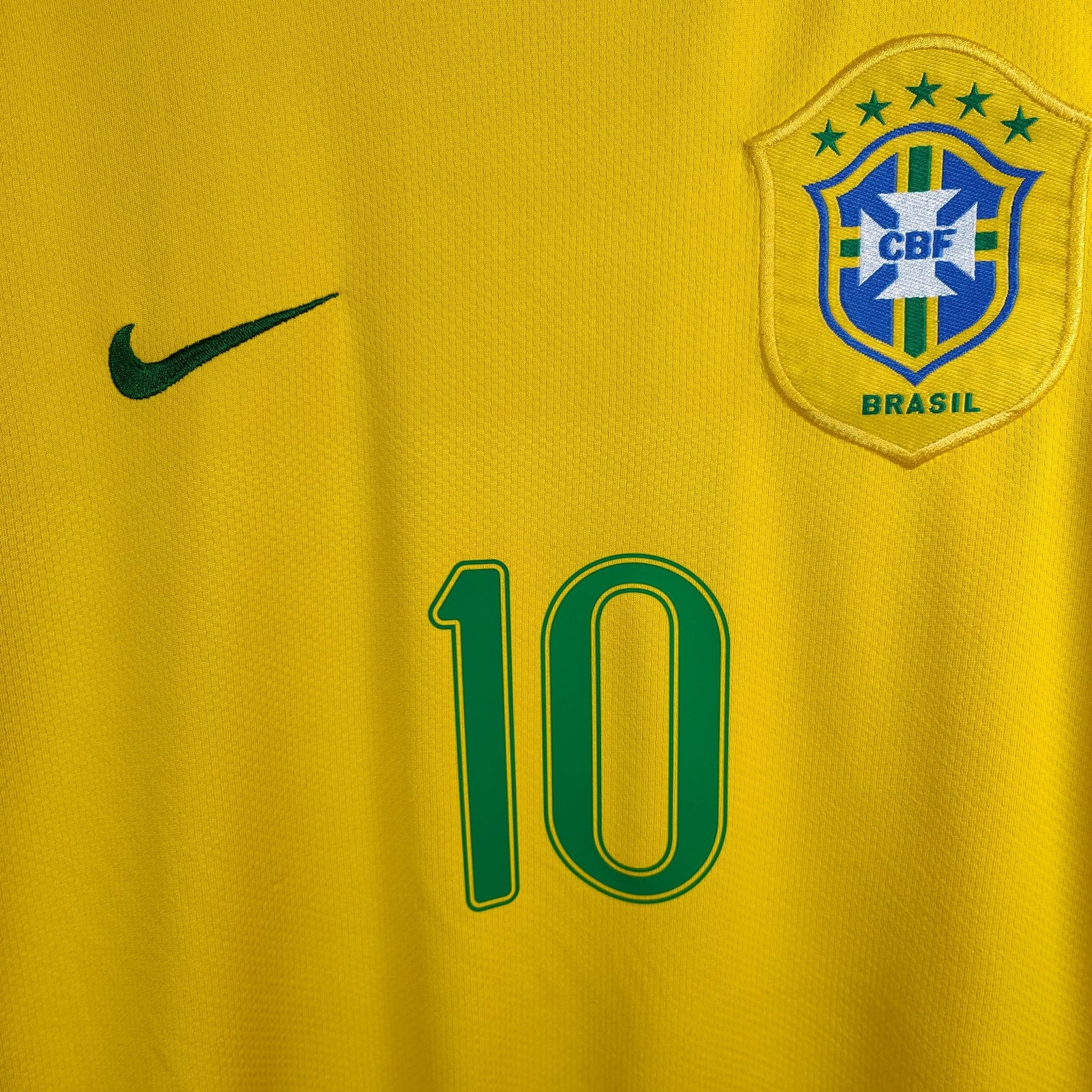 2006 - 08 Brazil Home Shirt Ronaldinho 10 - 7.5/10 - (S) - Eternal Pitch