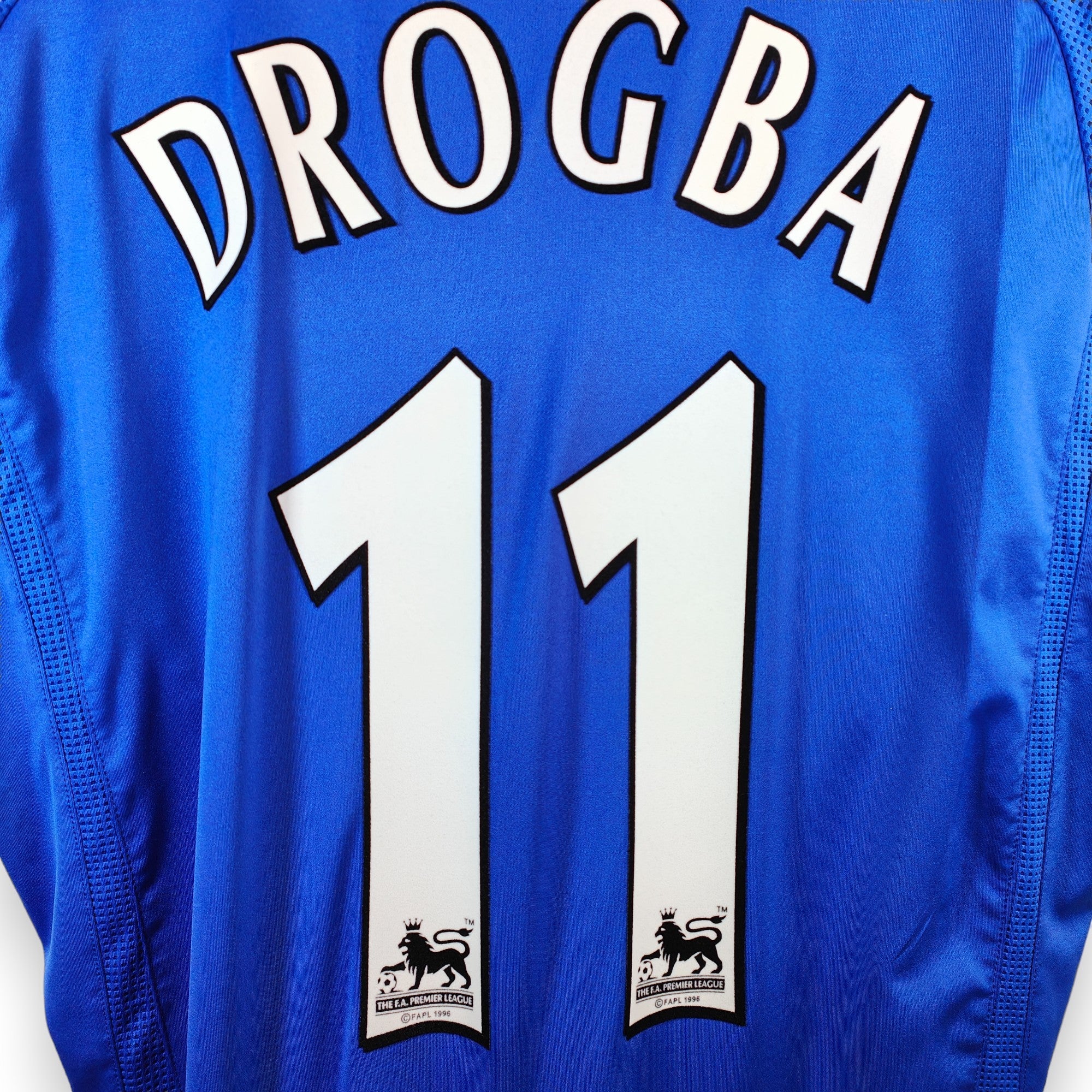 2006 - 08 Chelsea Home Shirt Drogba 11 (L) - Eternal Pitch