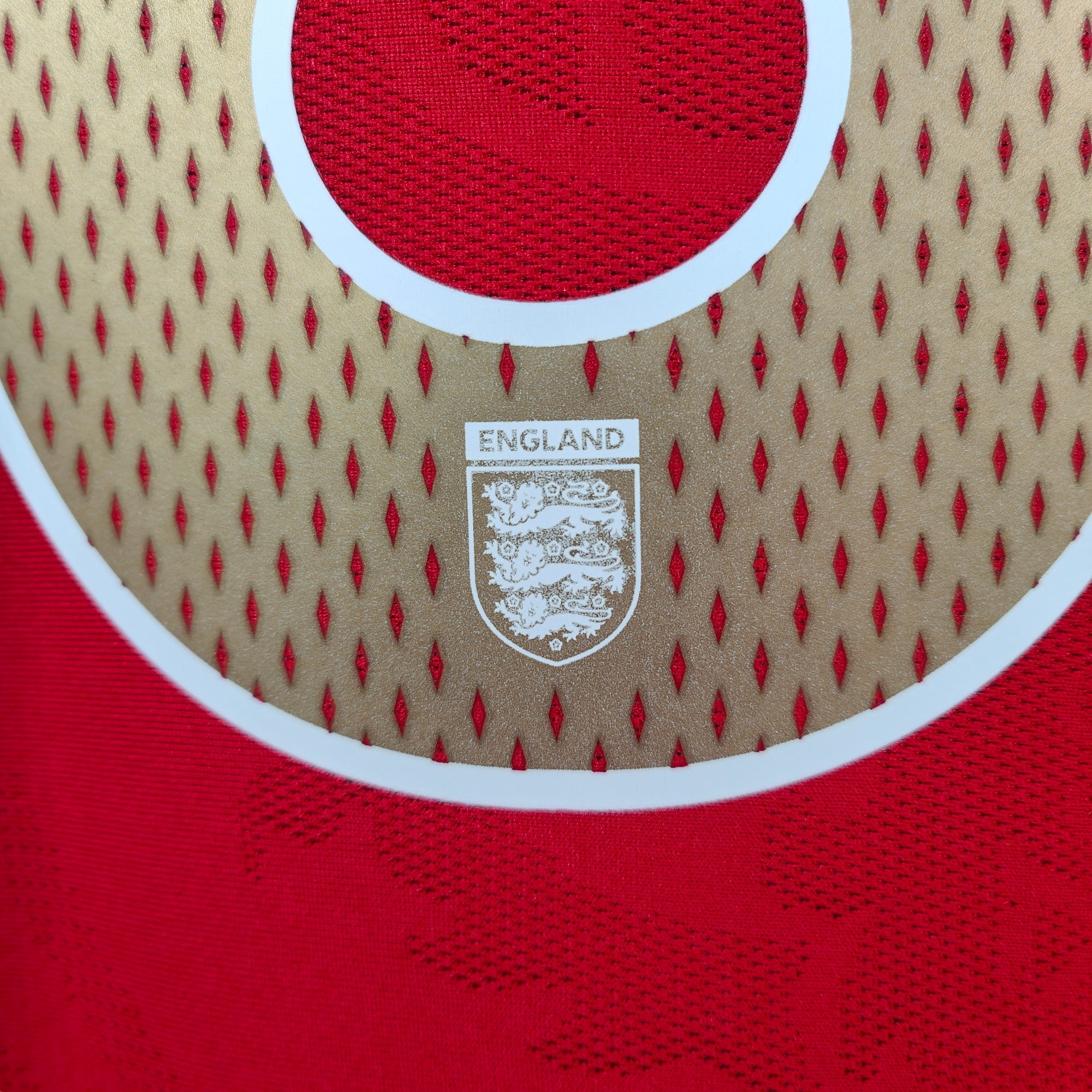 2006 - 08 England Away Shirt Lampard 8 (L) - Eternal Pitch