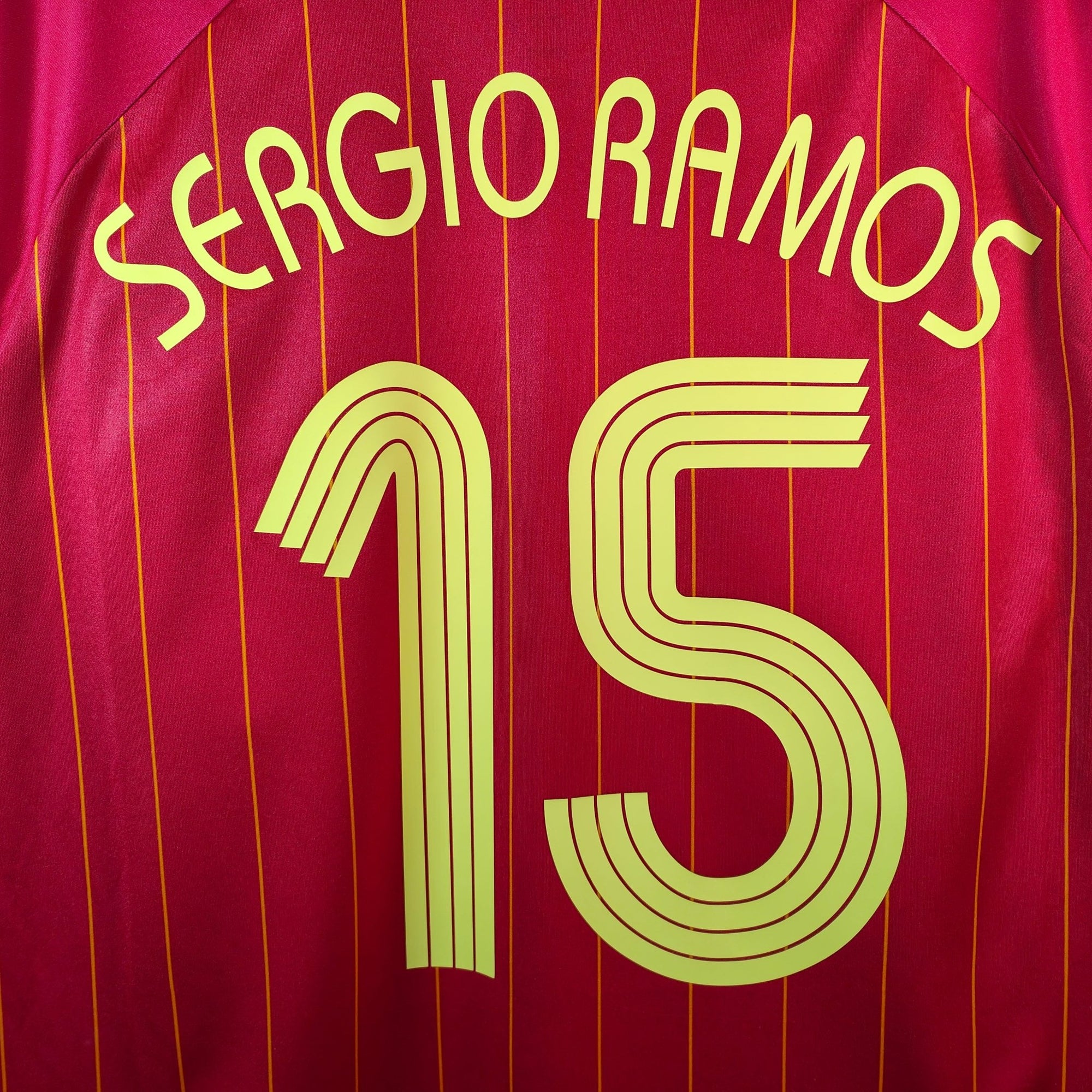 2006 - 08 Spain Home Shirt Ramos 15 - 9.5/10 - (L) - Eternal Pitch