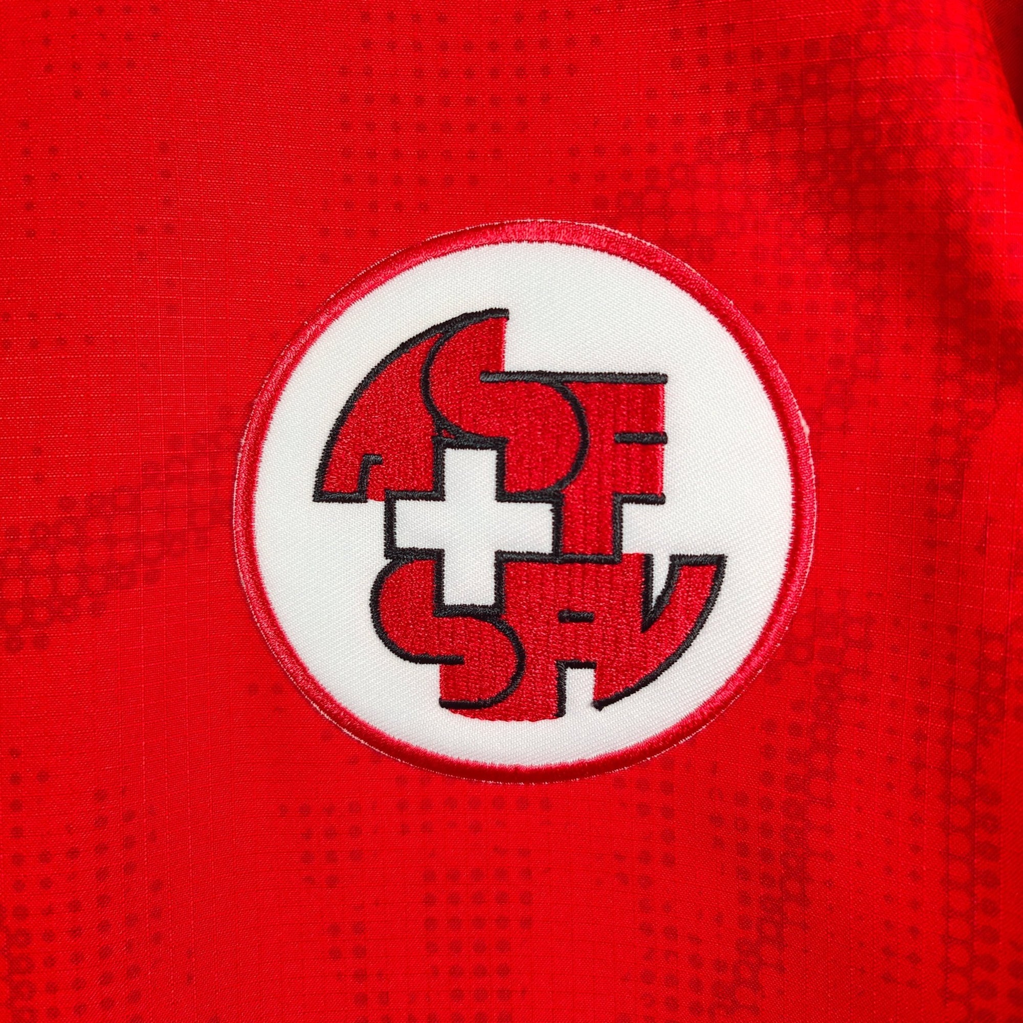 2006 - 08 Switzerland Home Shirt - 9.5/10 - (M) - Eternal Pitch