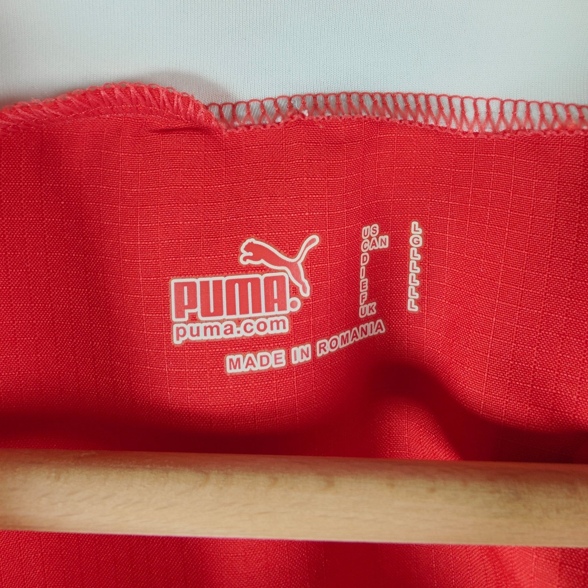 2006 - 08 Switzerland Home Shirt Behrami 19 - 8.5/10 - (L) - Eternal Pitch