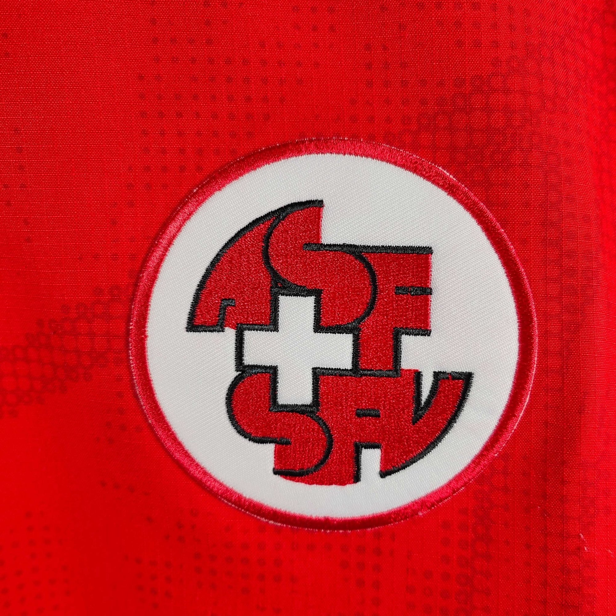 2006 - 08 Switzerland Home Shirt Behrami 19 - 9.5/10 - (L) - Eternal Pitch